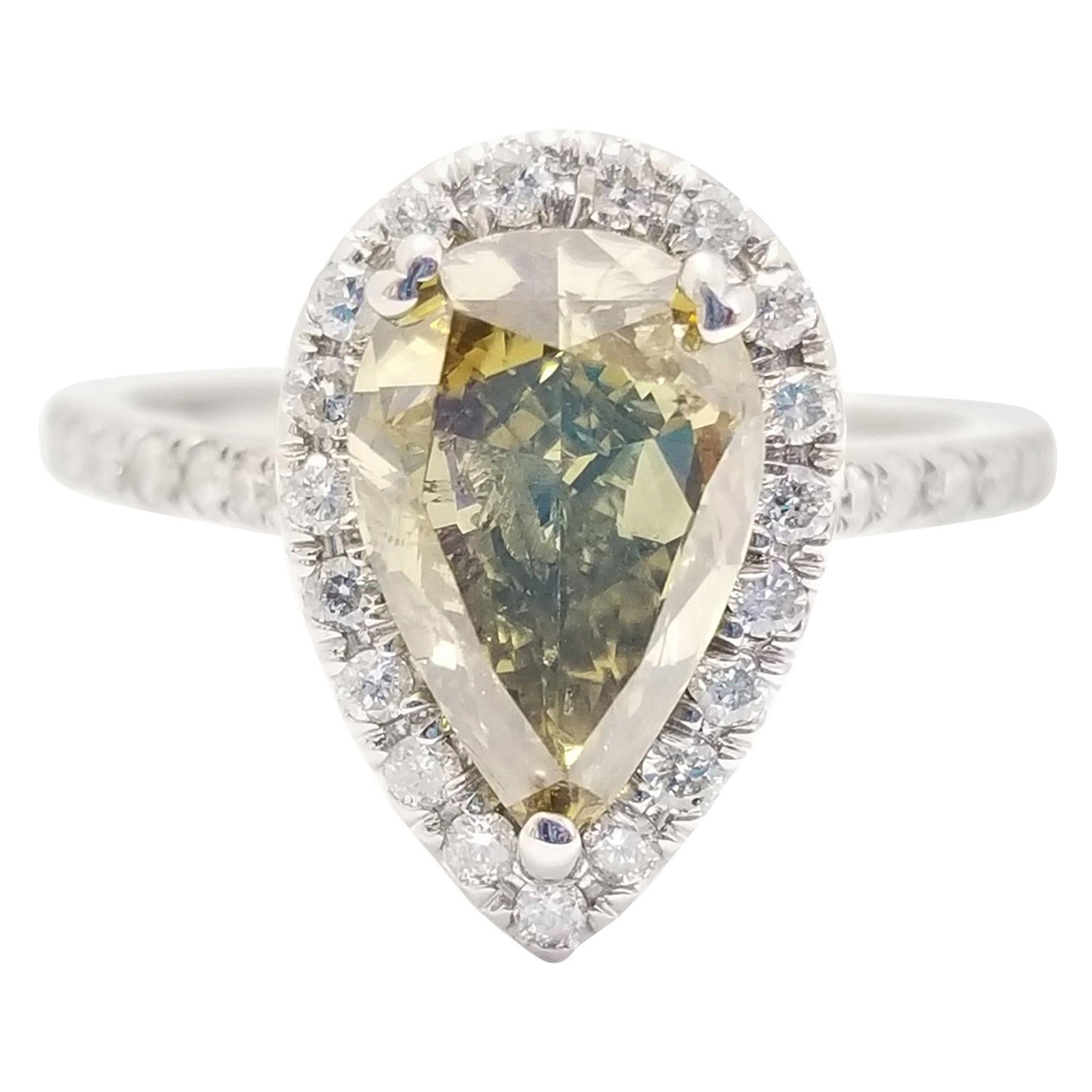 VENDITA GIA 2,02 Carati Pear Fancy Yellow Anello con Diamante Naturale 14 Carati Oro Bianco
