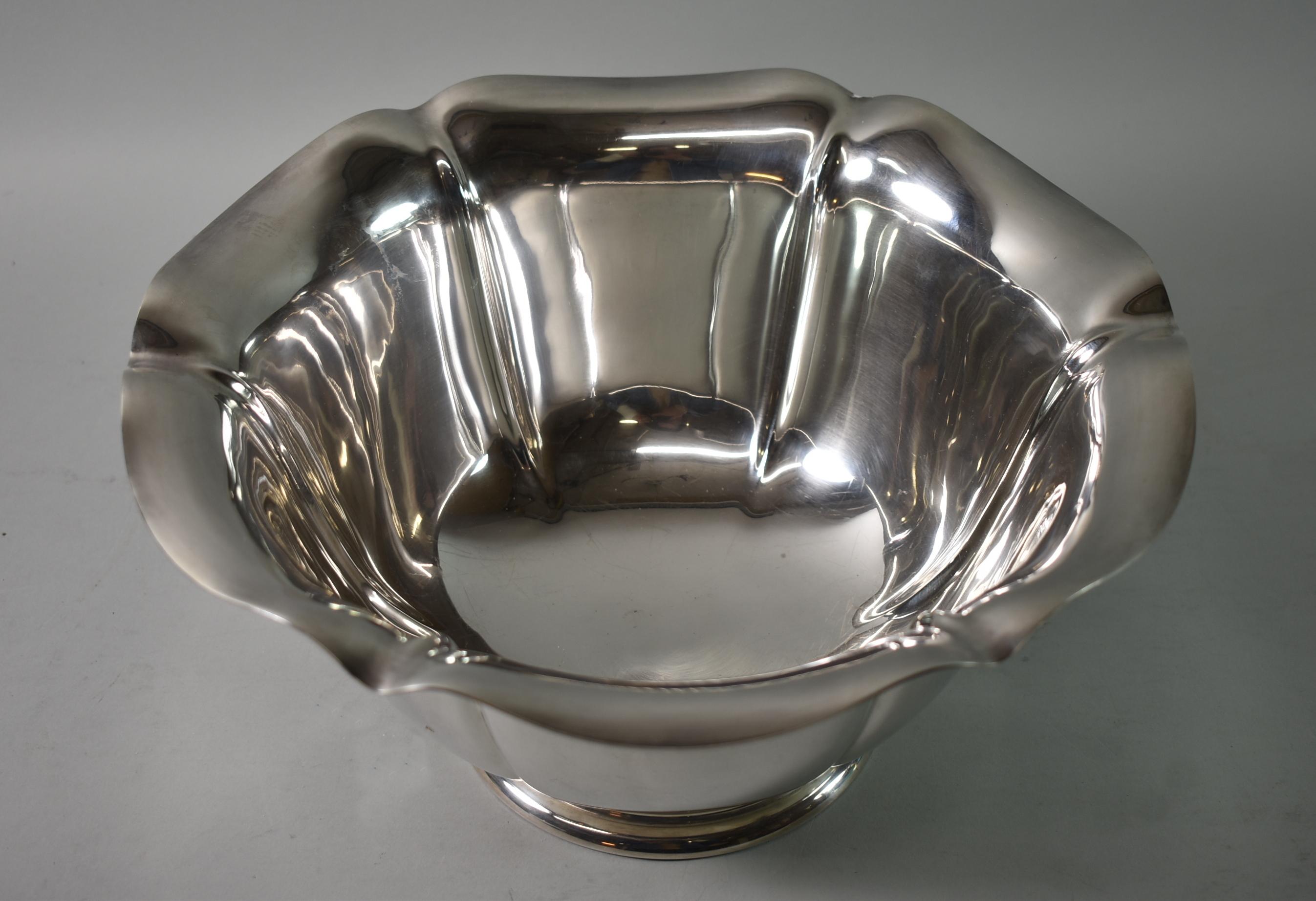 scallop edge bowl