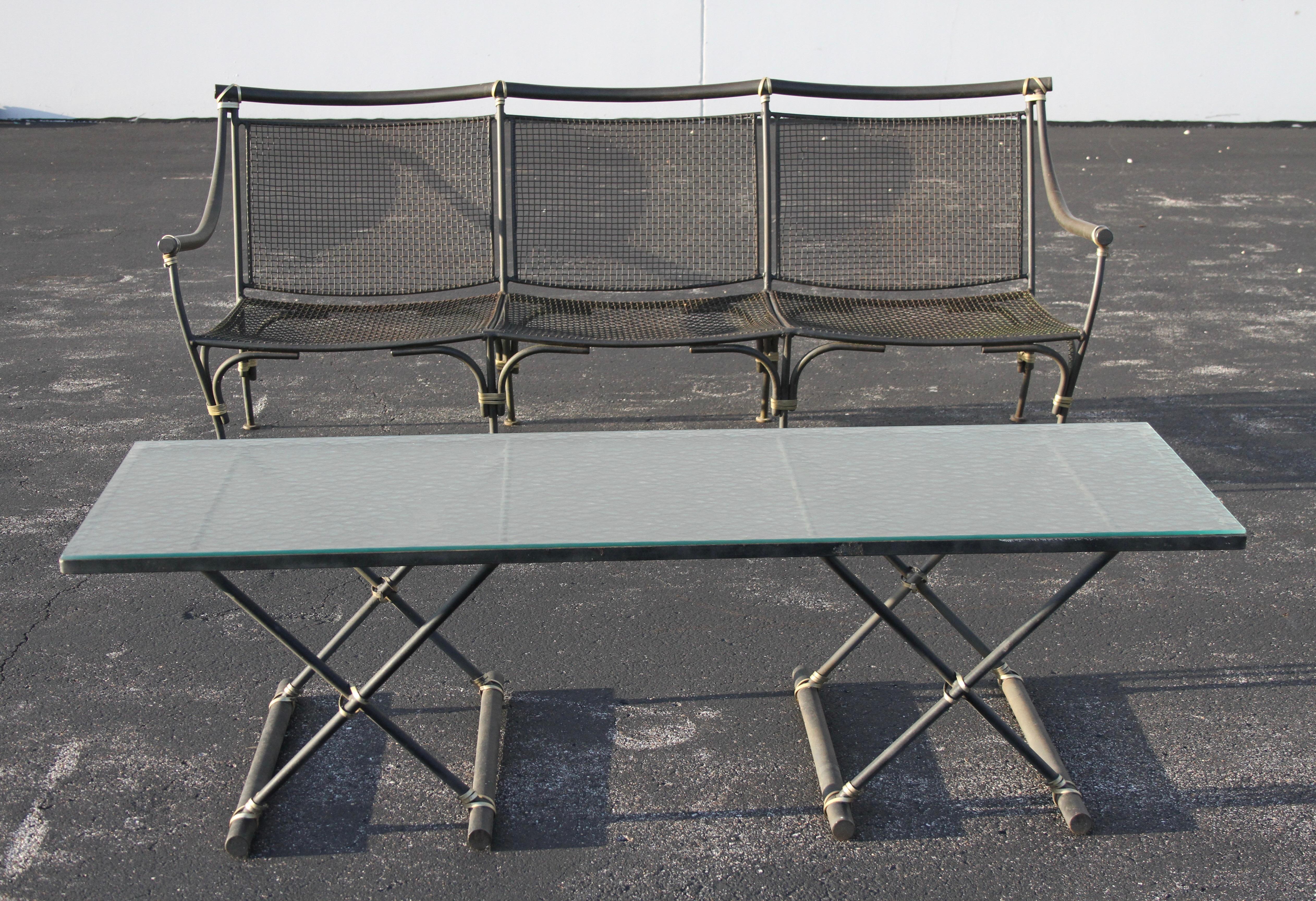 Mid-Century Modern  Salerini Style Wrought Iron & Mesh Outdoor 3 Seat Sofa & Glass Coffee Table Set For Sale