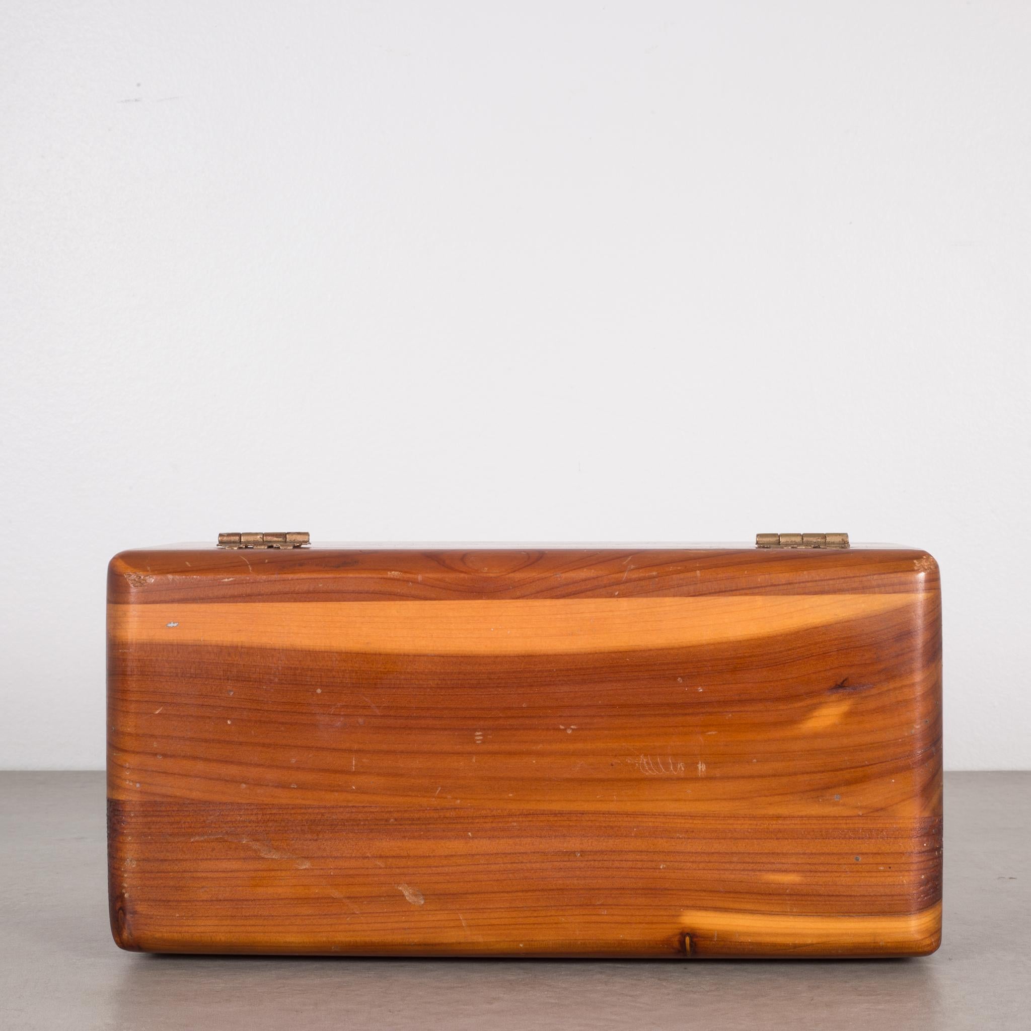 Salesmen Sample Promotional Cedar Chest Model, circa 1940s 3