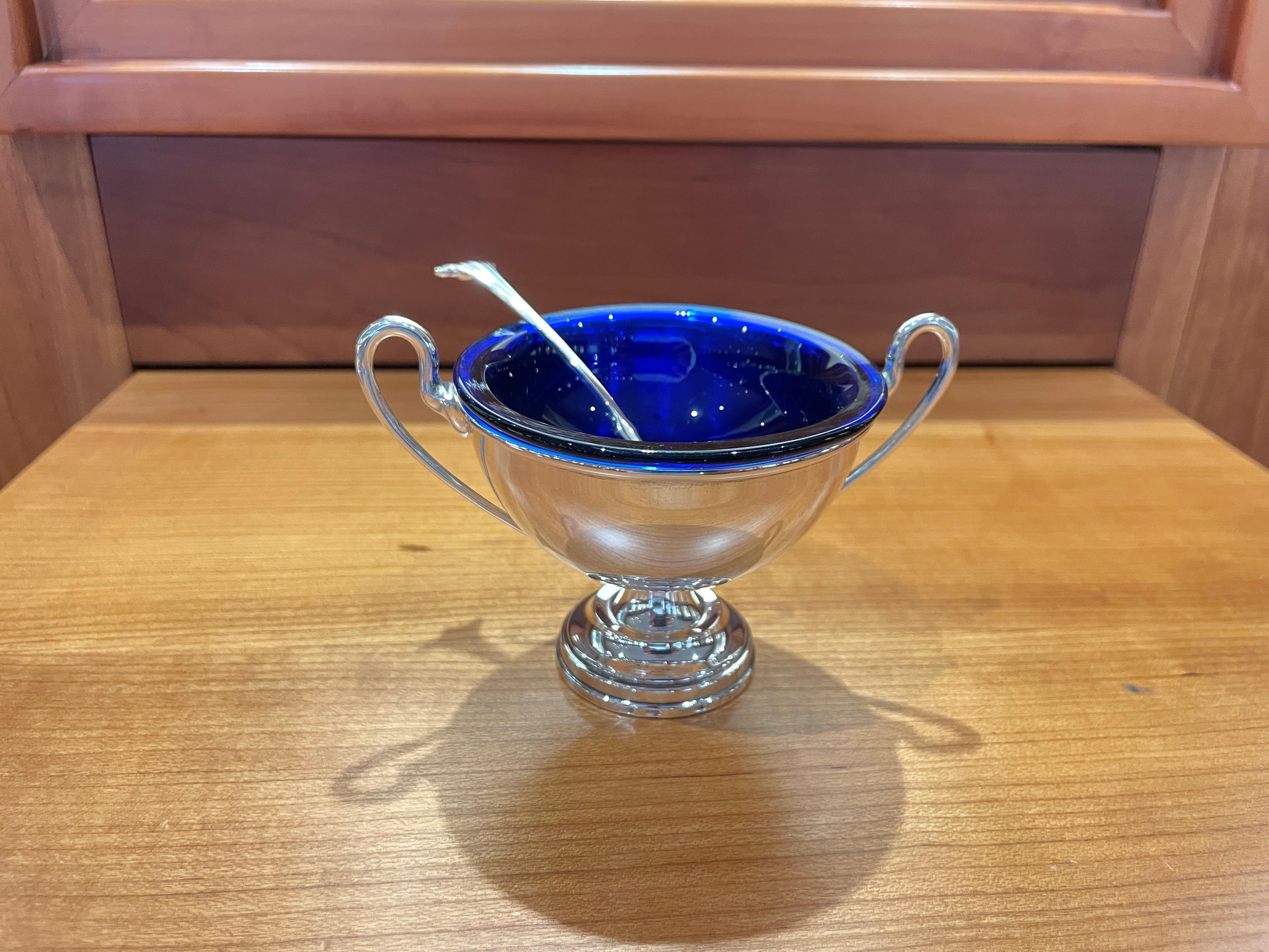 925 sterling silver and blue crystal table salt shaker with spoon For Sale 12