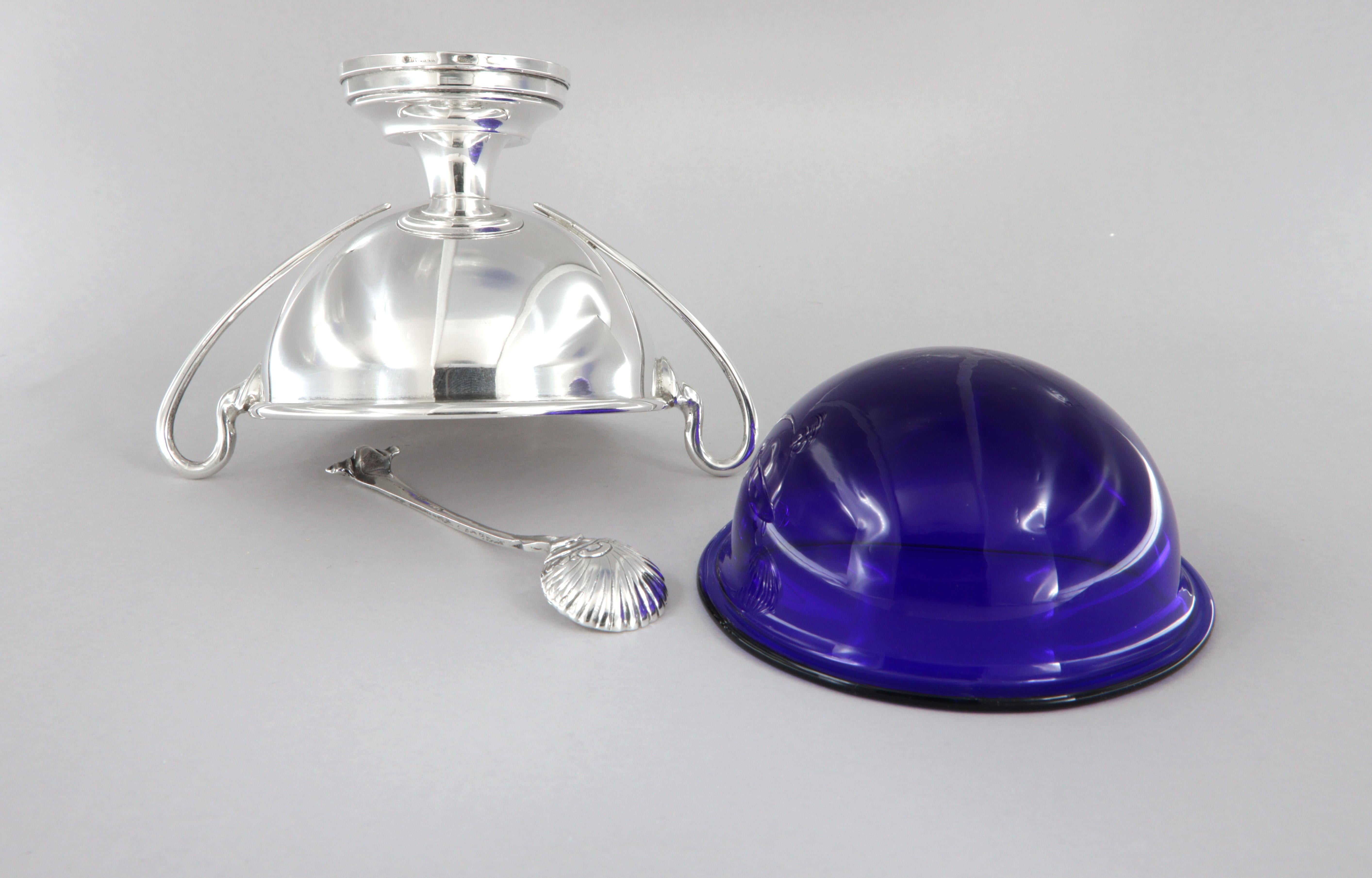 925 sterling silver and blue crystal table salt shaker with spoon For Sale 1