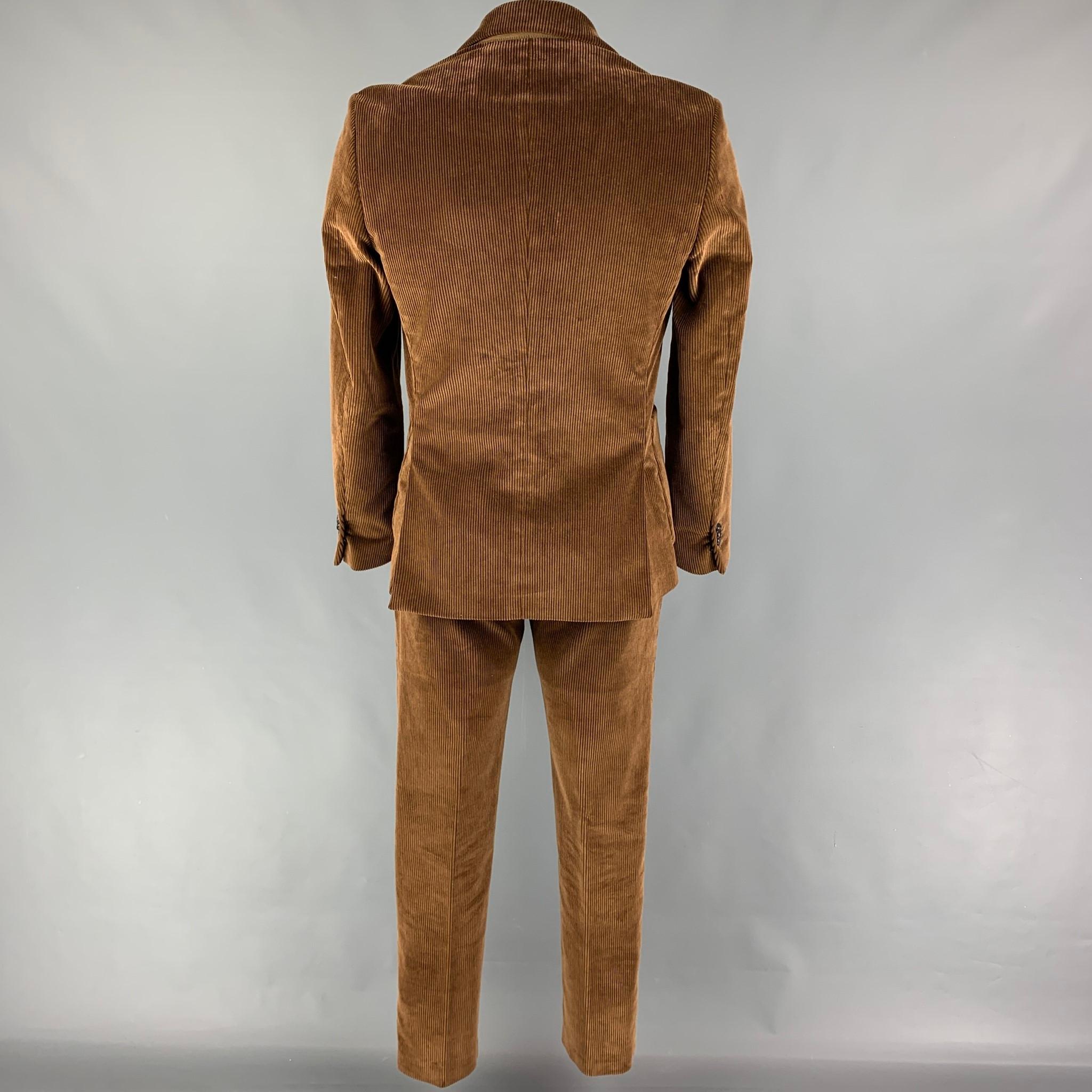 SALLE PRIVEE Size 40 Brown Corduroy Cotton Notch Lapel Suit In Good Condition In San Francisco, CA