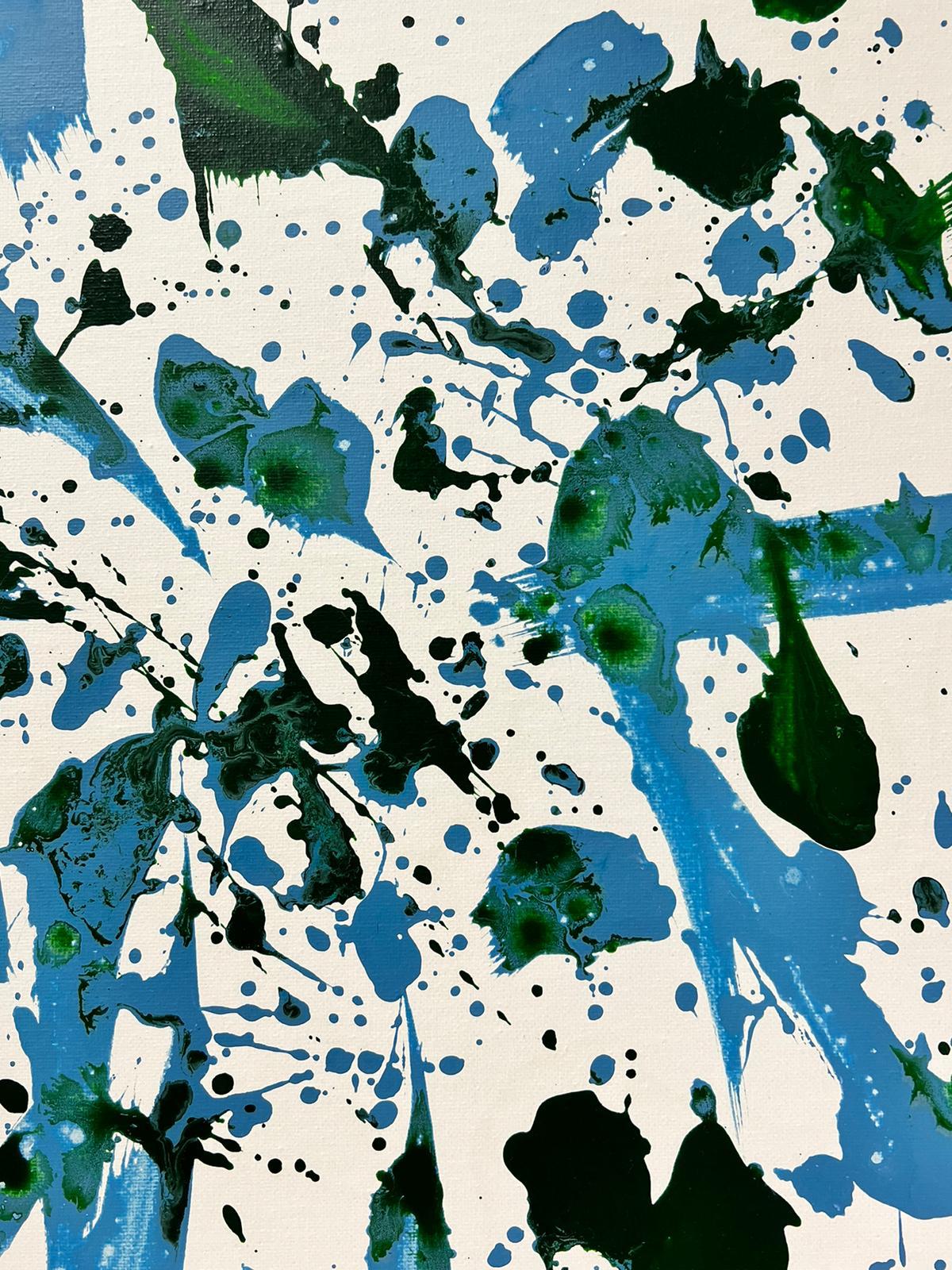 Pintura Abstracta Británica Contemporánea Salpicadura Verde y Azul sobre Blanco - Painting Expresionismo abstracto de Sally Bradshaw