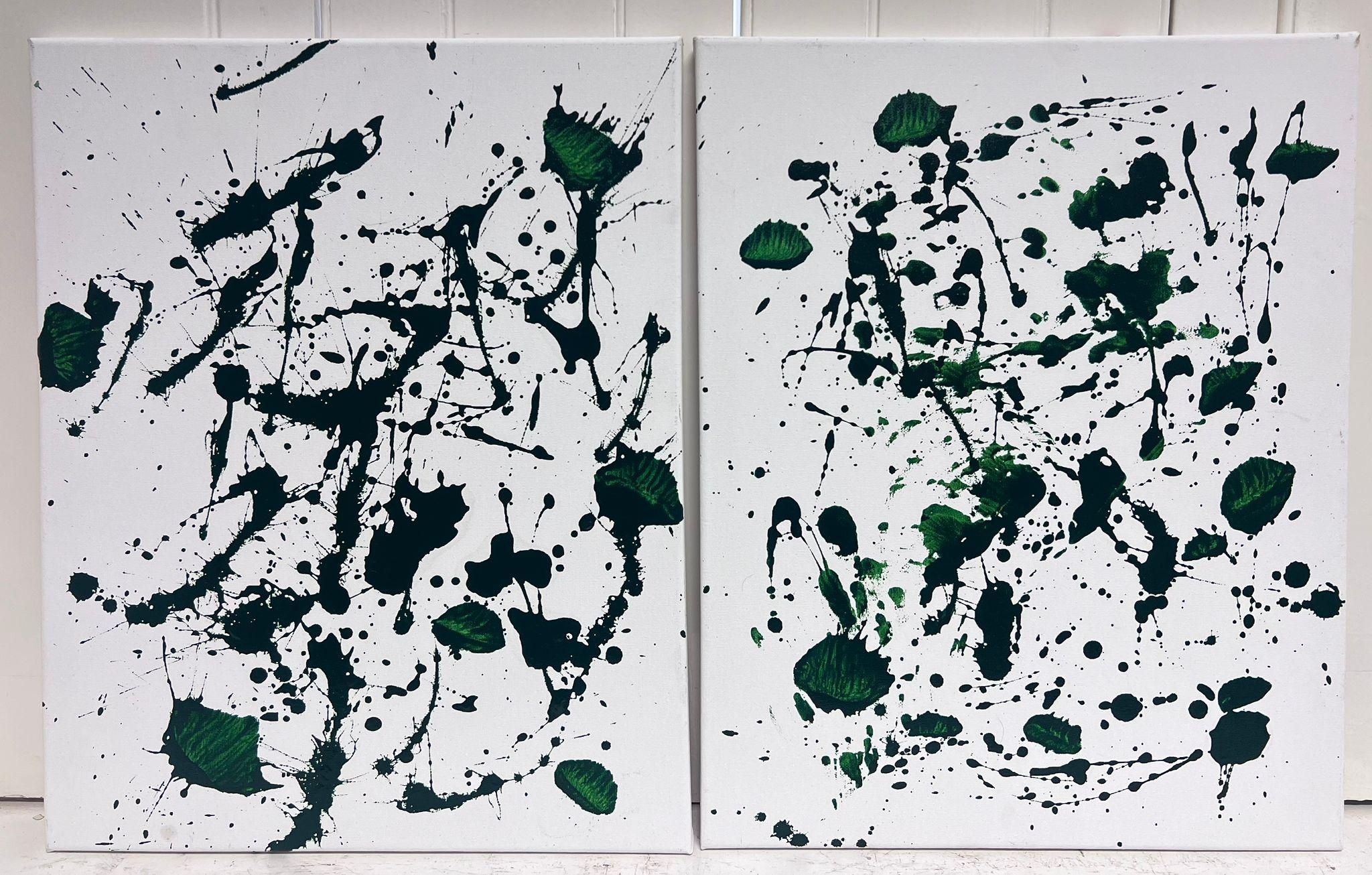 Deux peintures expressionnistes abstraites vertes  White Contemporary British Paintings (peintures britanniques contemporaines) - Gris Abstract Painting par Sally Bradshaw