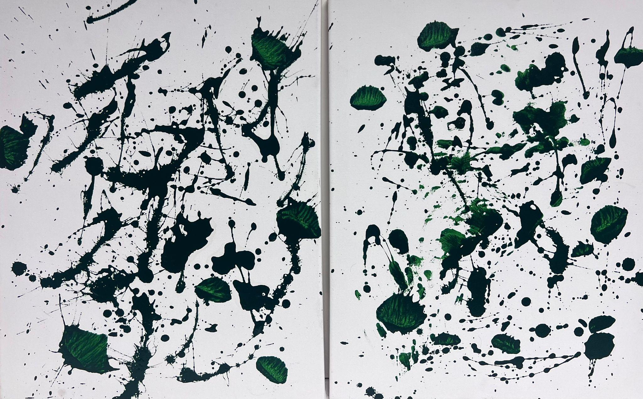 Abstract Painting Sally Bradshaw - Deux peintures expressionnistes abstraites vertes  White Contemporary British Paintings (peintures britanniques contemporaines)