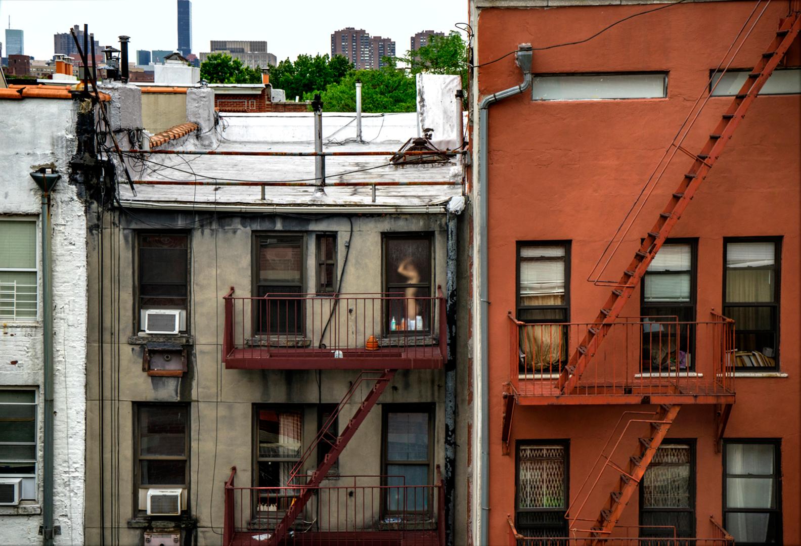 Shower Girl (New York City), Sally Davies