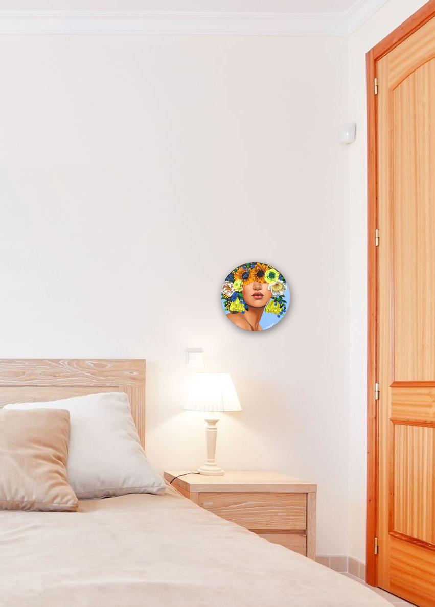 Leonna  -  Obra de Arte Figurativa Original Floral Circular Sally K en venta 1