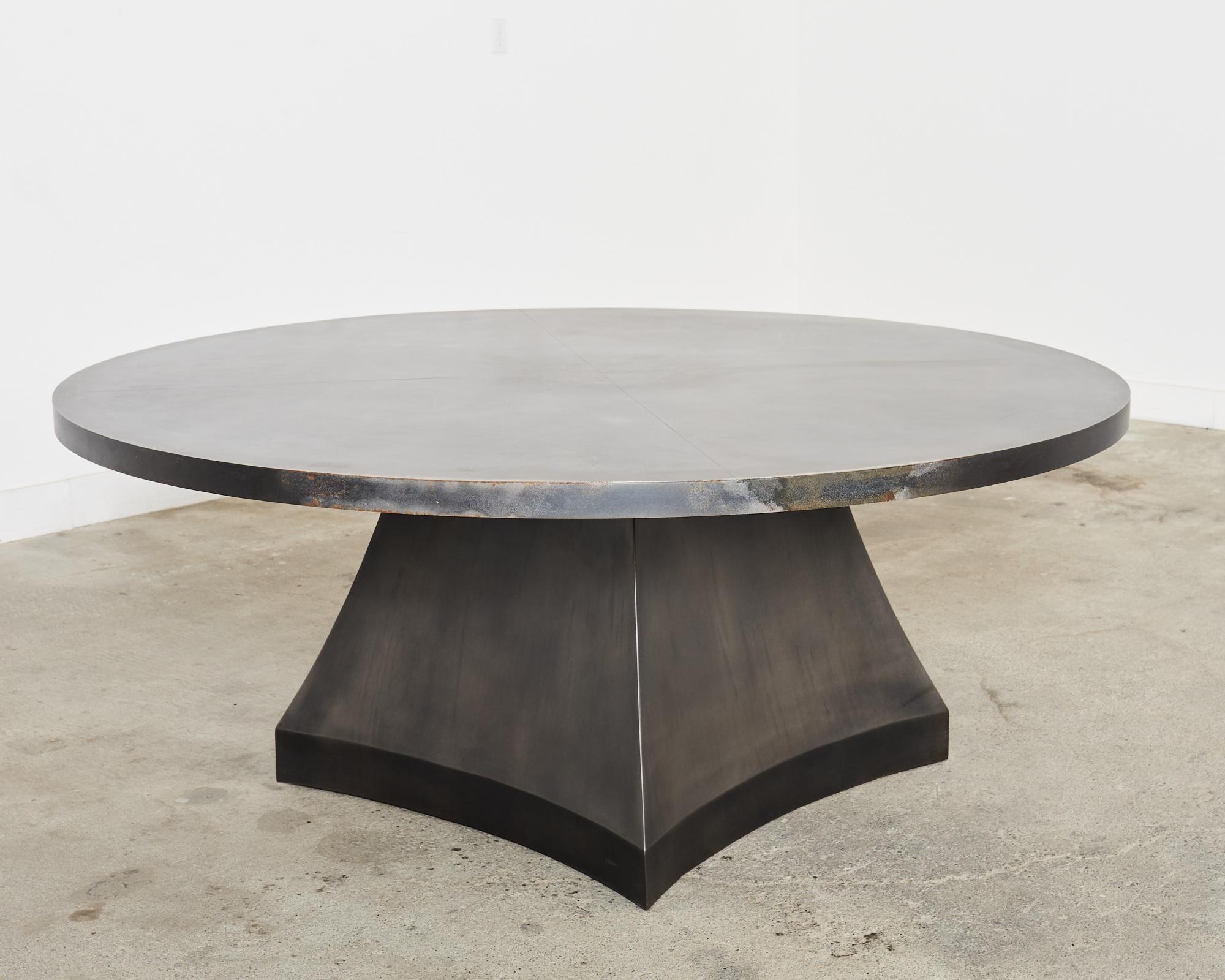 Sally Sirkin Lewis Round Iron Pedestal Dining Center Table  For Sale 7