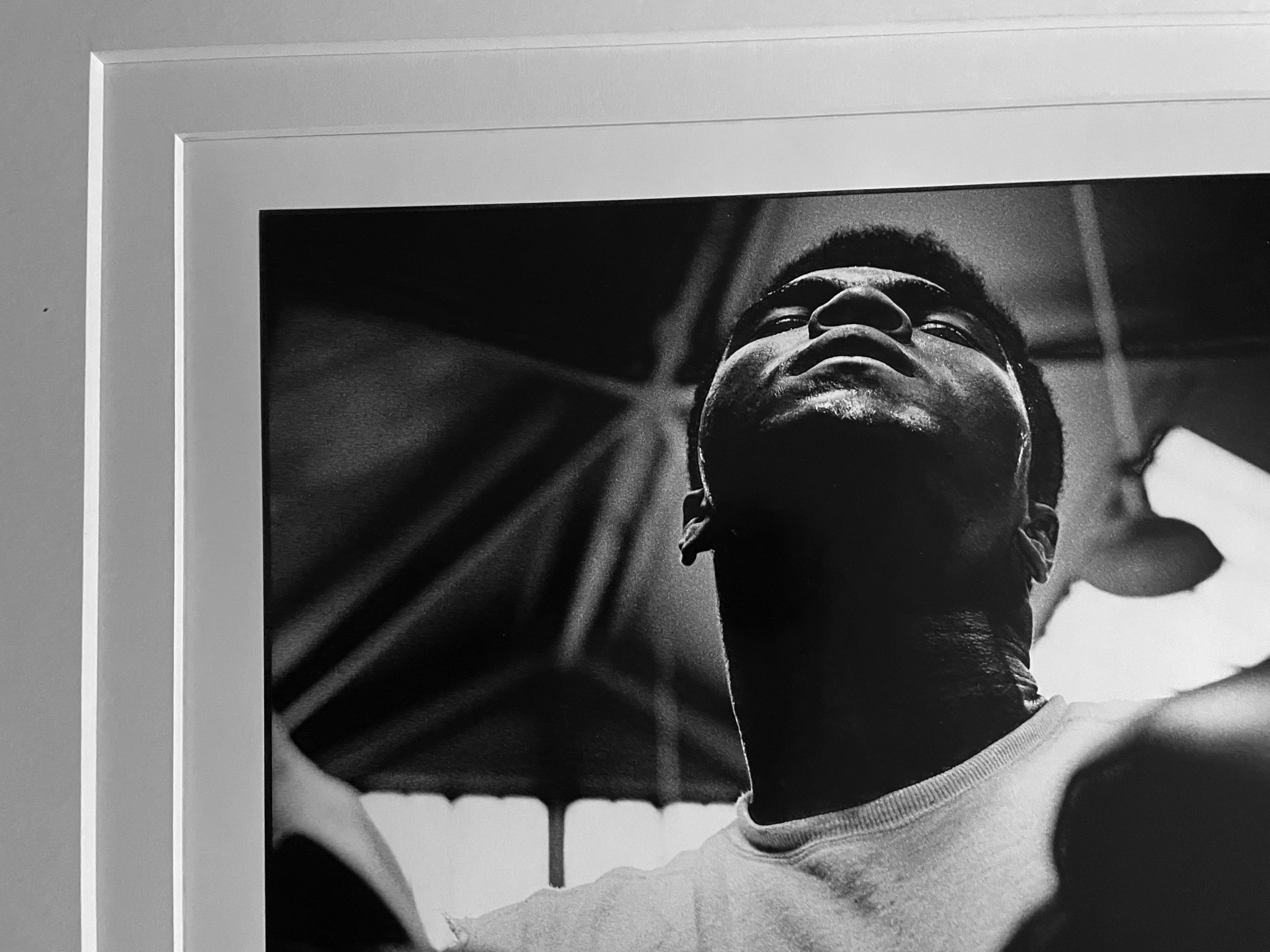 Muhammed Ali - RARA impresión fotográfica firmada en gelatina de plata en venta 1