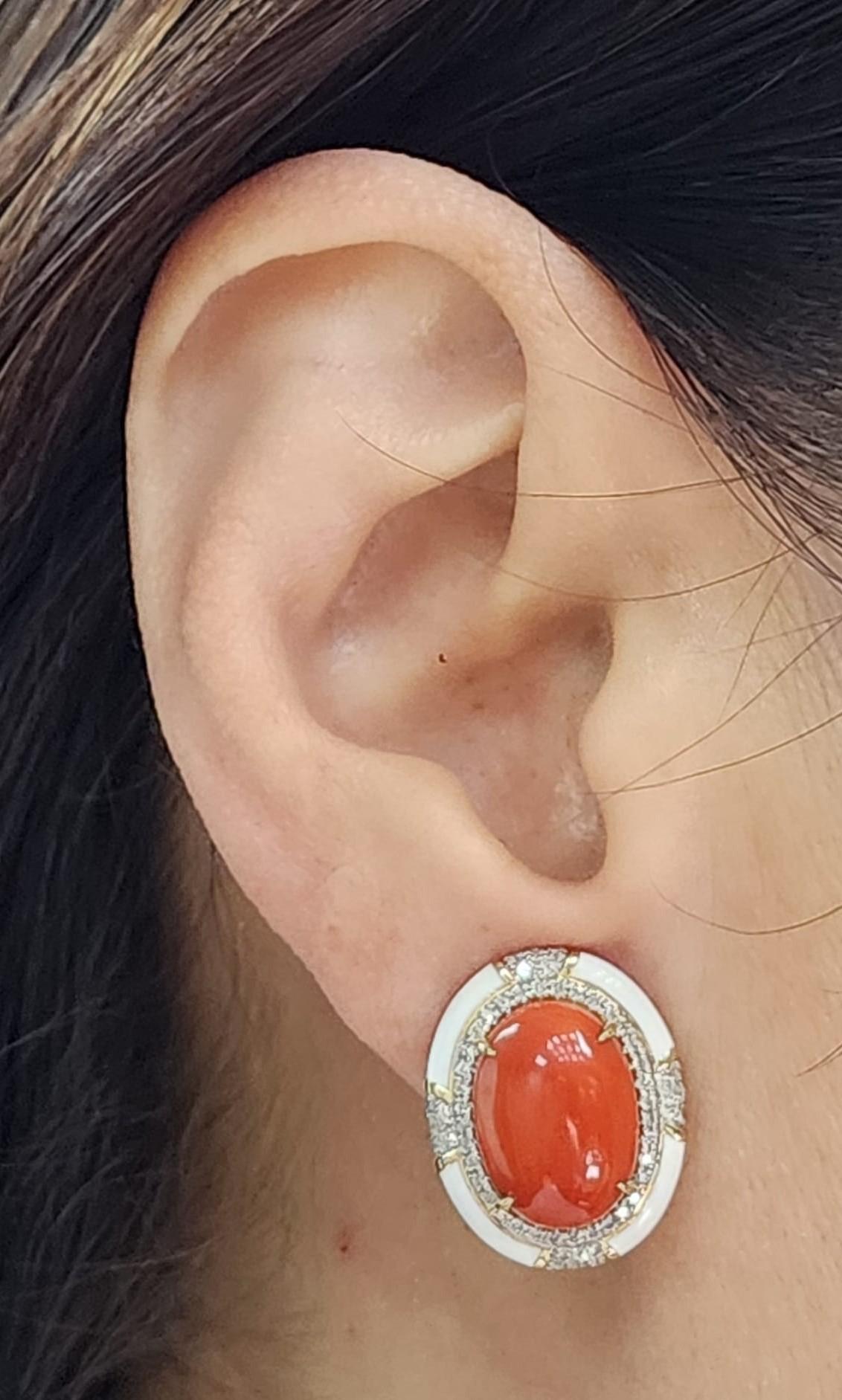 Salmon Color Coral Diamond Enamel Earring in 14 Karat Yellow Gold In New Condition For Sale In Hong Kong, HK