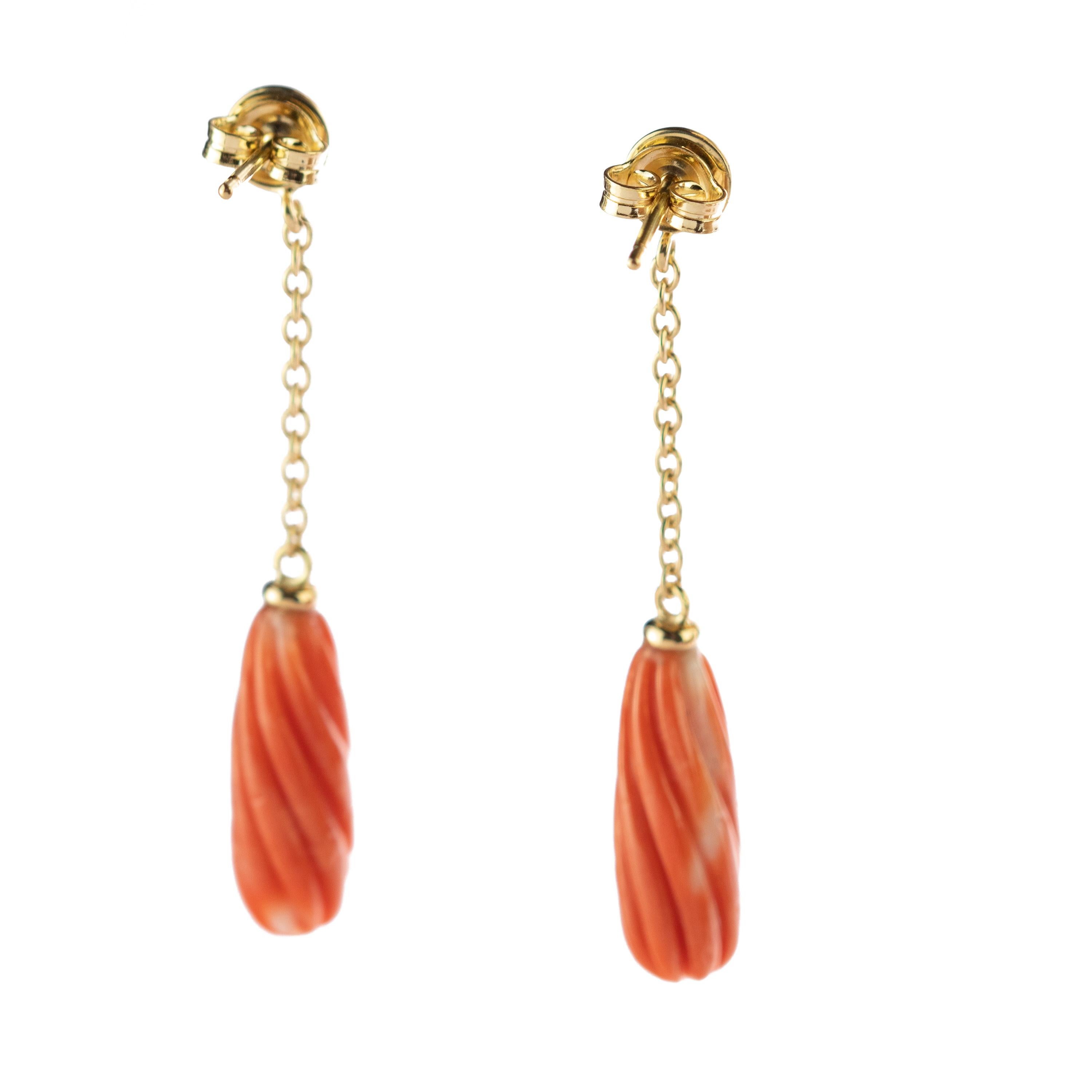 Salmon Natural Coral Carved Long Drop 18 Karat Gold Dangle Deco Intini Earrings For Sale 1
