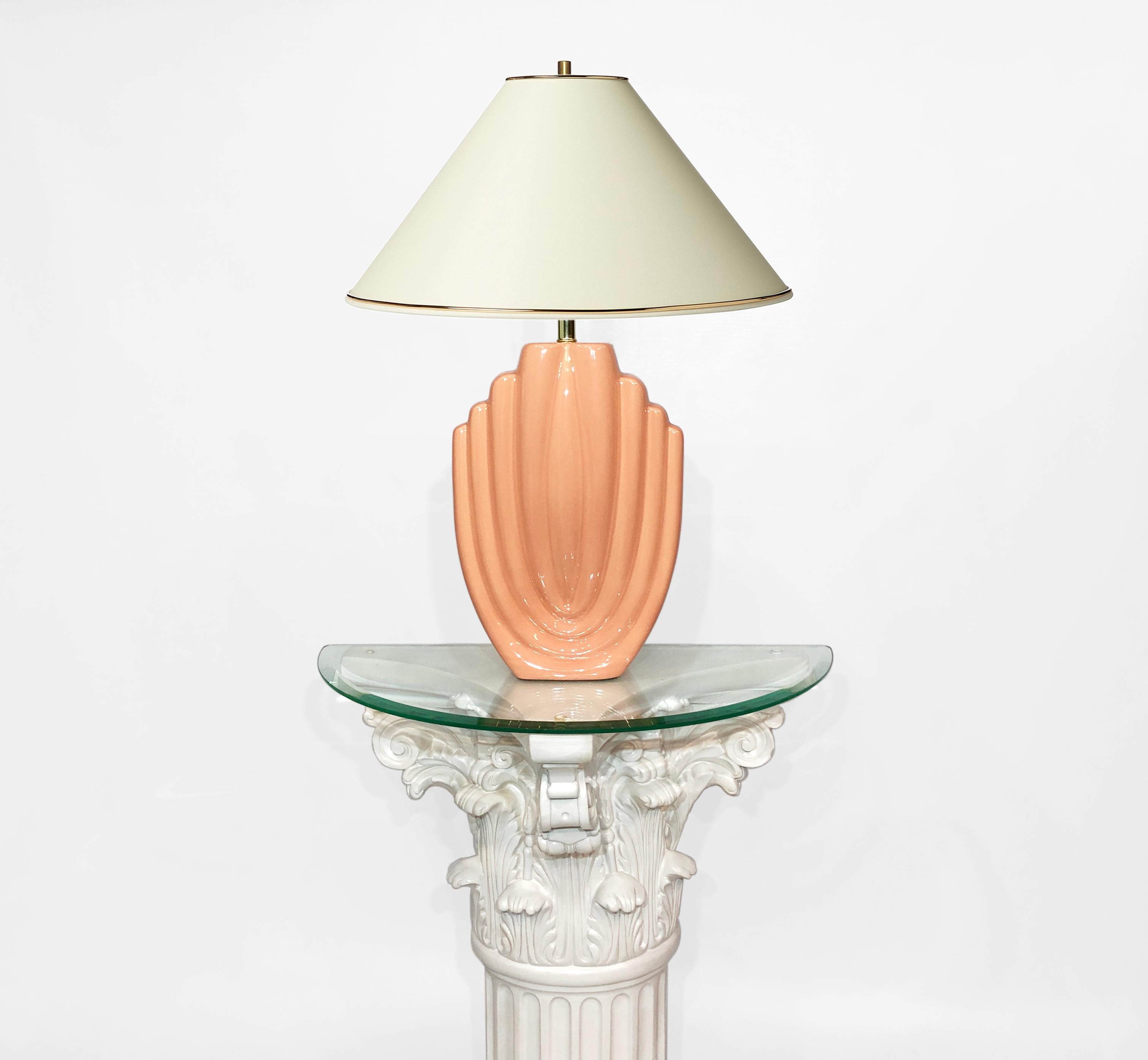 American Salmon Pink Ceramic Table Lamp 1970s Art Deco Style Hollywood Regency Pastel For Sale