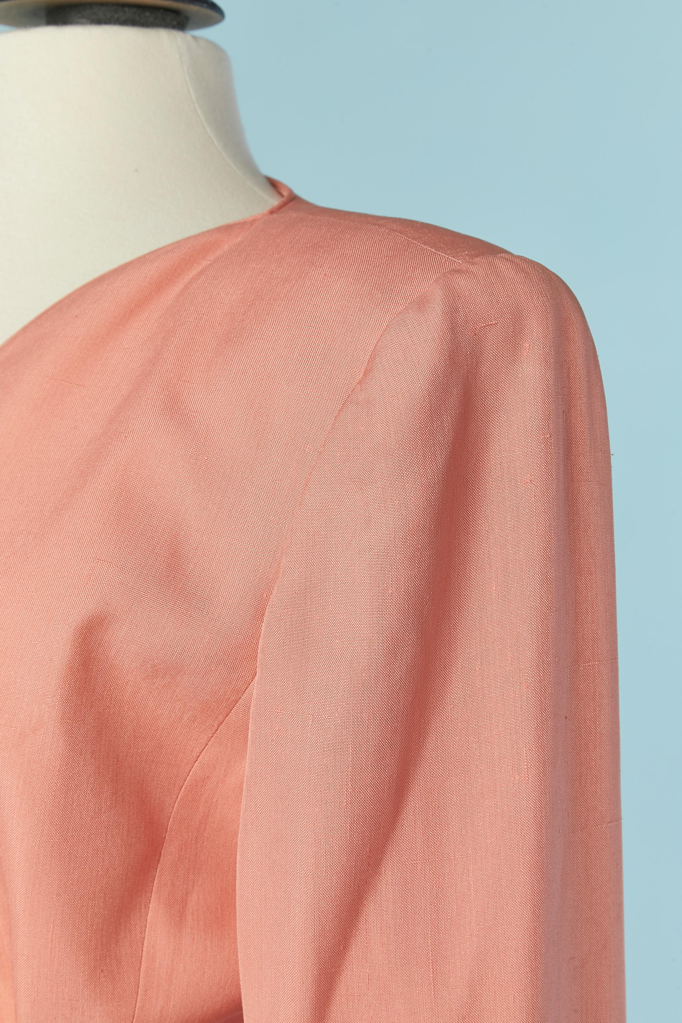 Salmon pink raw silk skirt-suit with cut-work Valentino Boutique 1992 In Excellent Condition For Sale In Saint-Ouen-Sur-Seine, FR