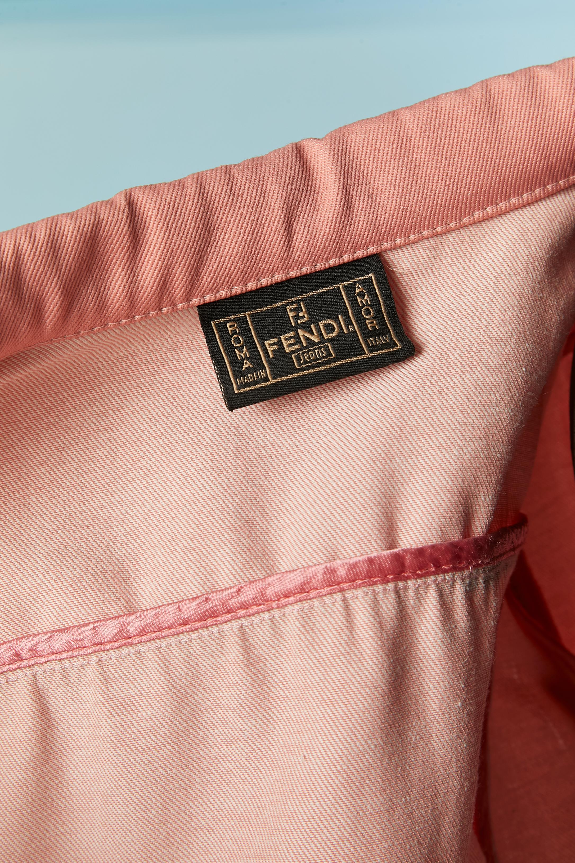 Giacca monopetto rosa salmone con profili dorati Fendi Jeans in vendita 3