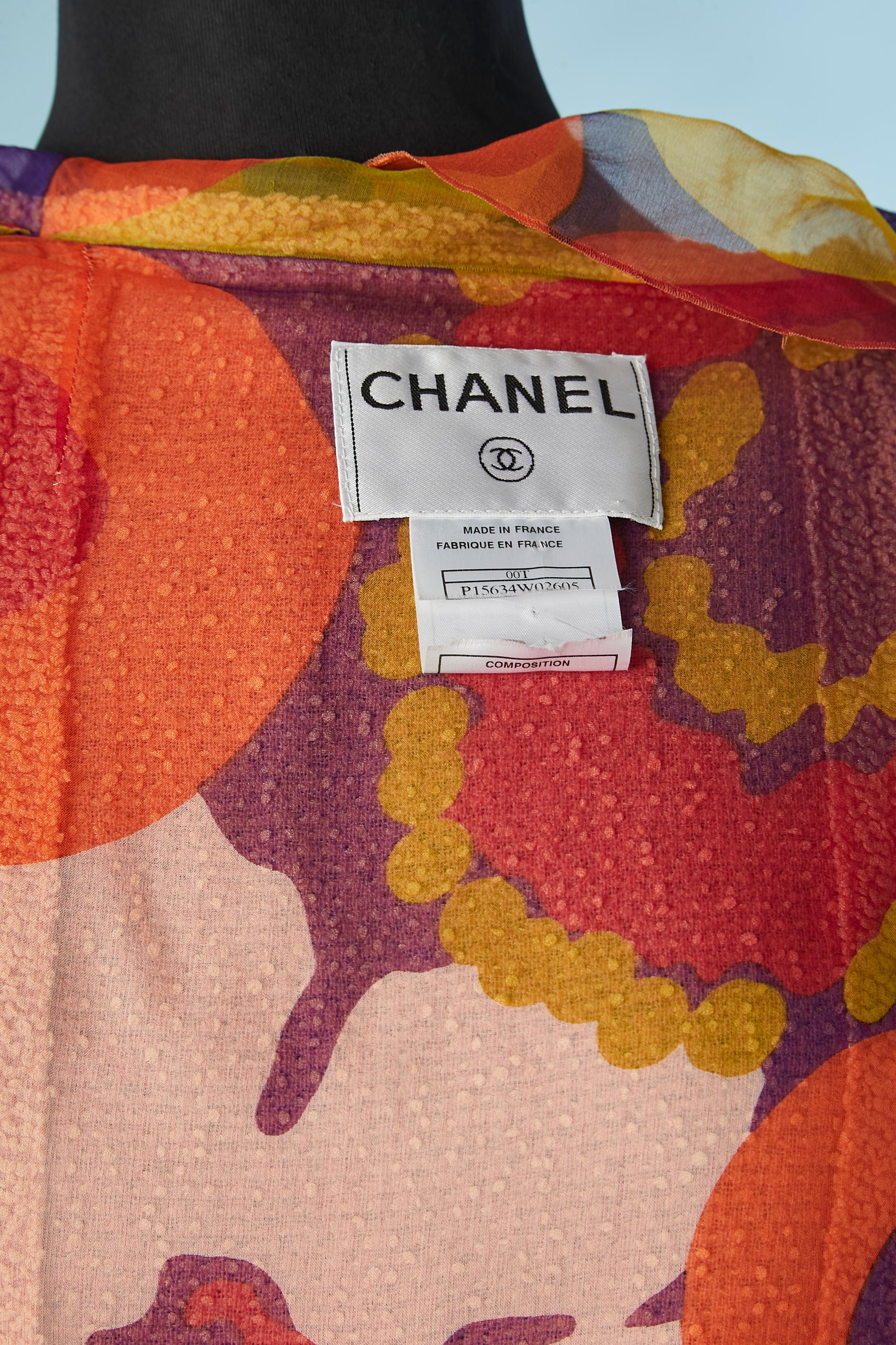 Costume jupe rose saumon avec doublure et bordure en mousseline de soie imprimée Chanel SS 2000 en vente 8