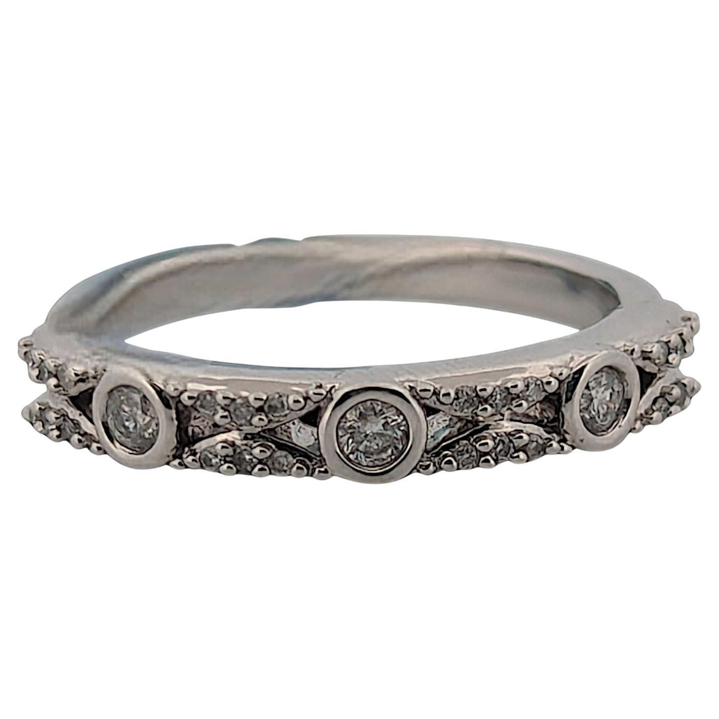 Salome  10K White Gold Diamond Ring, 0.25 CT Diamond, Size 6.75, Dainty Engagem For Sale