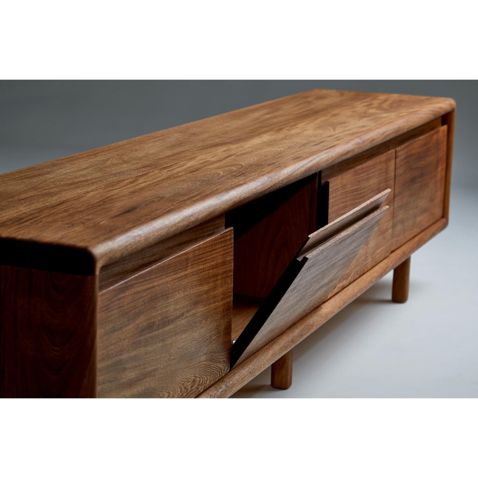 Crédence Salomon en Wood Morada avec une finition à l'huile naturelle par Kresta Studio Neuf - En vente à Geneve, CH