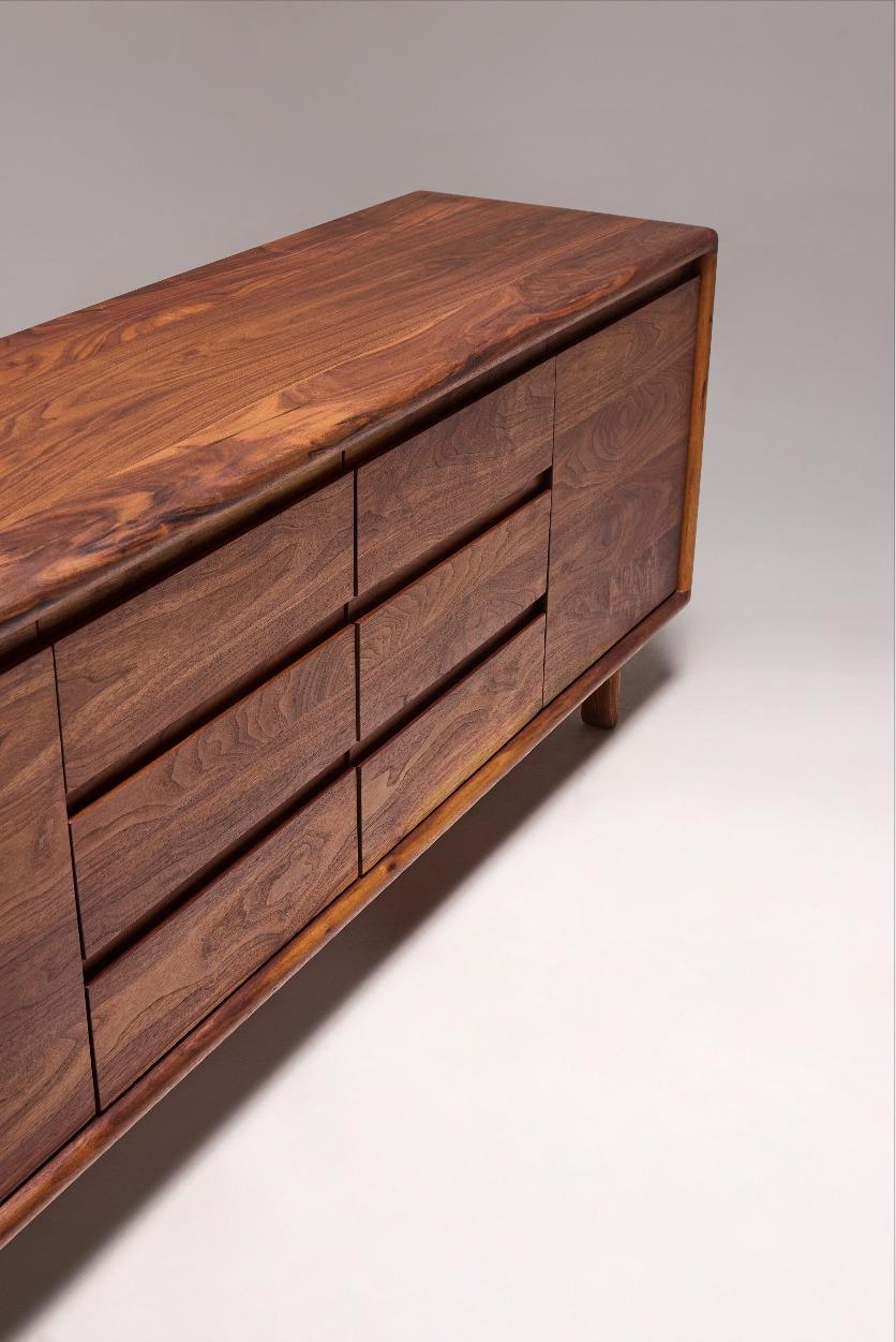 Altro Credenza Salomon in Wood Wood con finitura a olio naturale di Kresta Studio in vendita