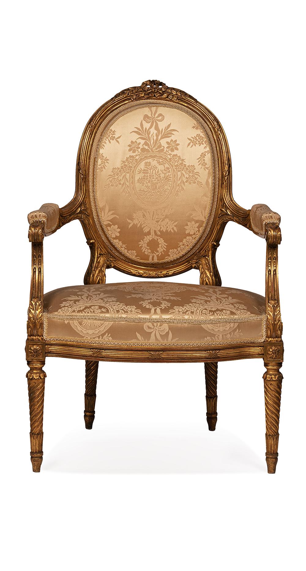 Louis XVI Salon Set  in Giltwood Comprising Four Armchairs and One Sofa  For Sale