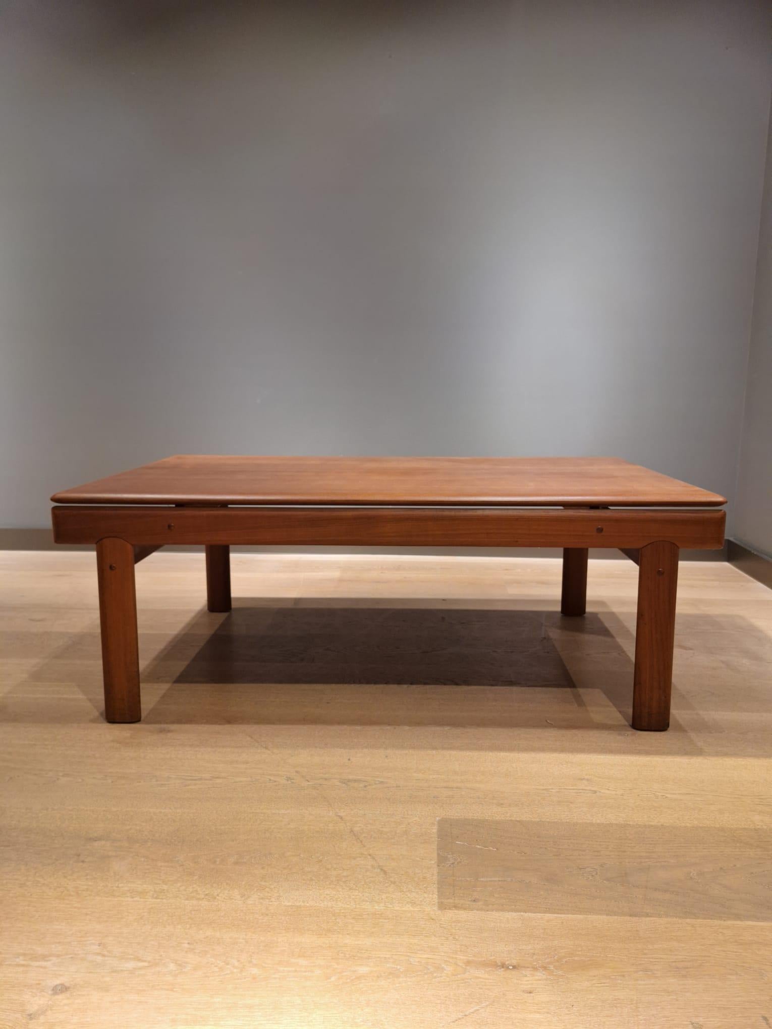 Danish Salon table for Bramin, 1960s For Sale