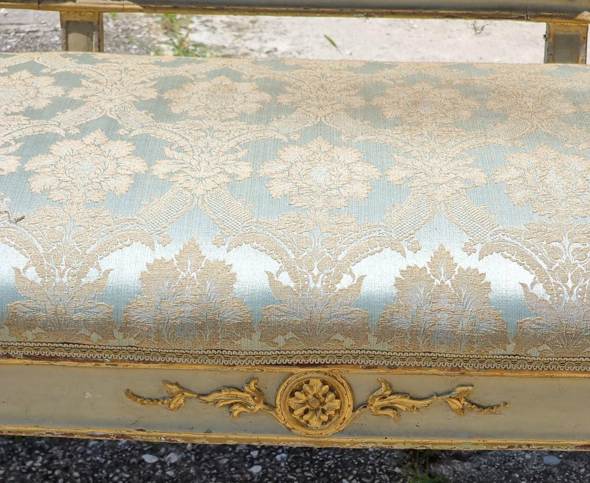 Stile impero Salotto veneto laccato e dorato in foglia oro, fine XVIII secolo in vendita