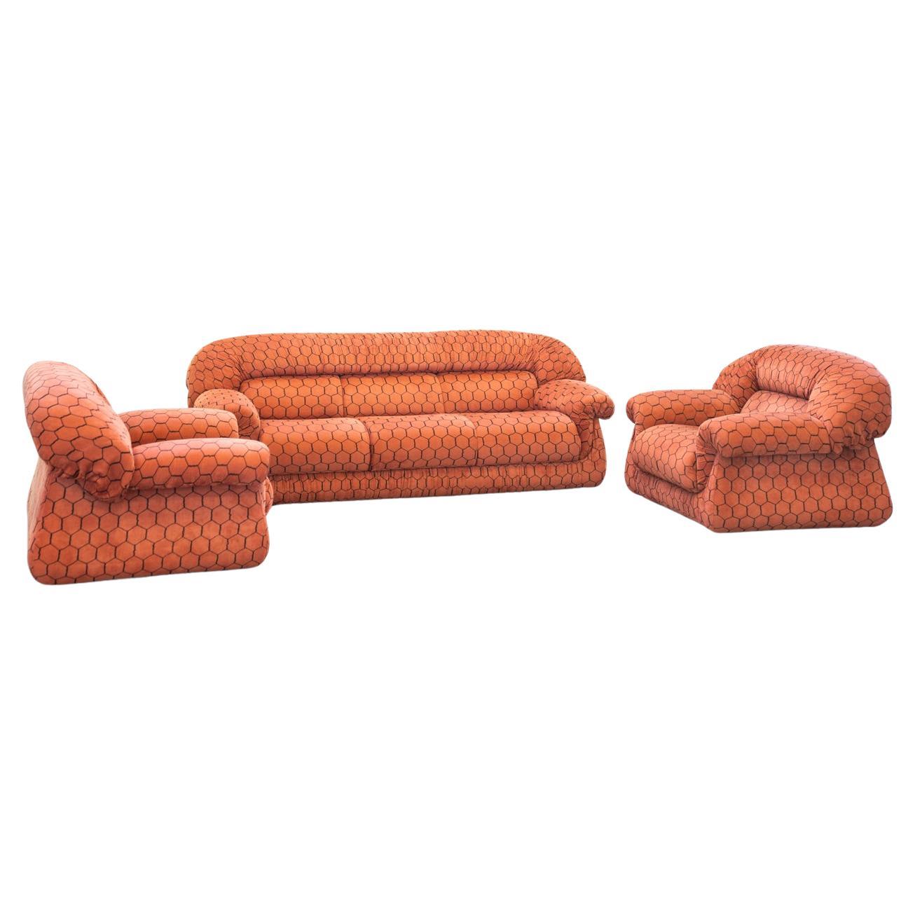 Vintage living room, club style, consisting of 3-seater sofa and 2 armchairs, 				years'7 For Sale