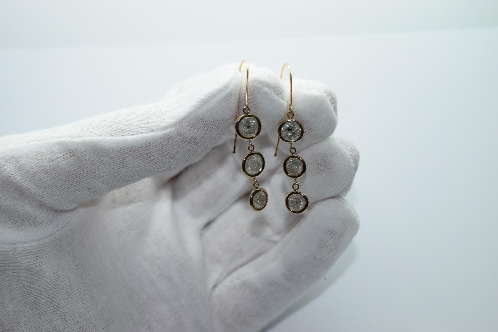 Women's or Men's Salt and pepper diamond earrings 4ct diamond earrings dangling 14KT gold For Sale
