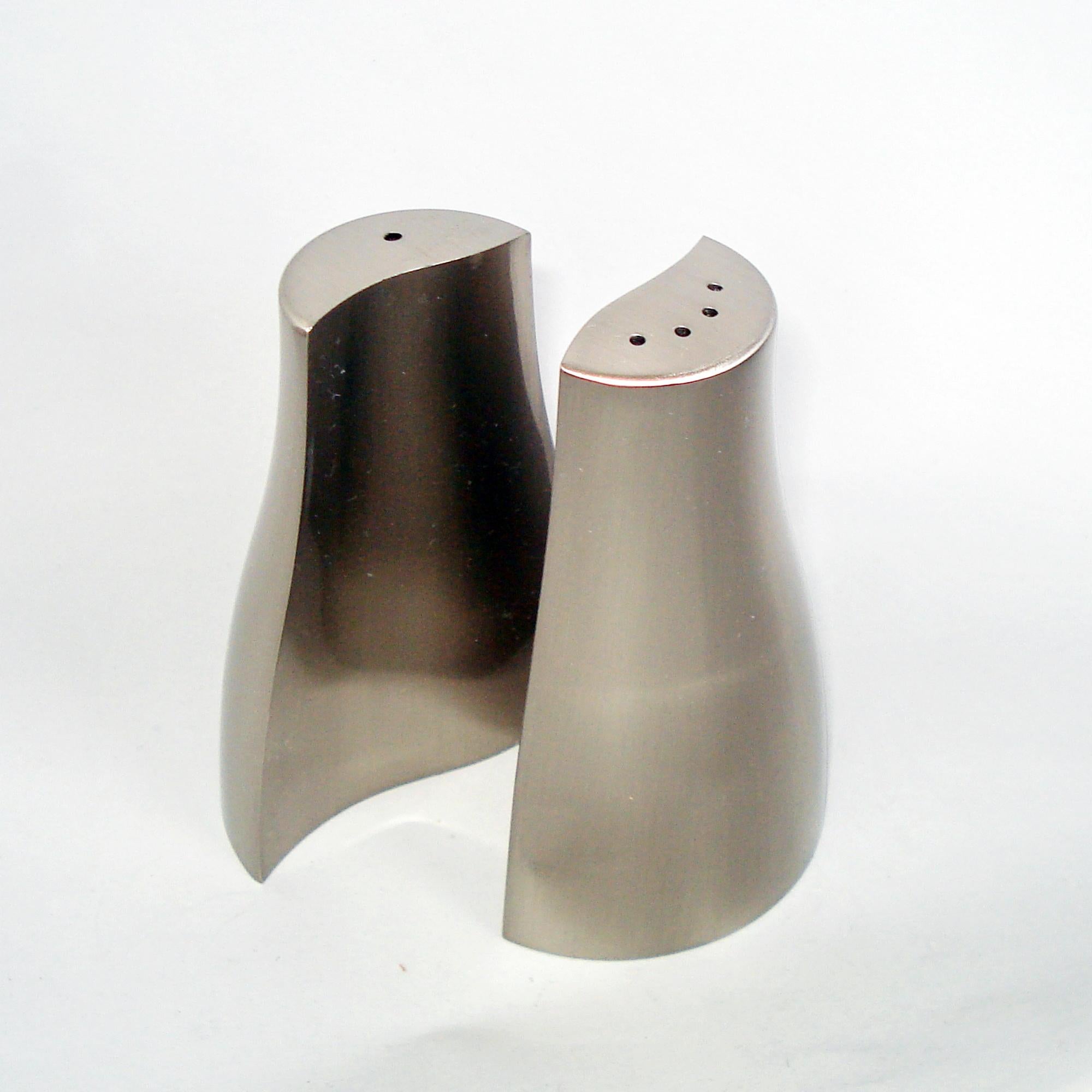 Poli Set de salières et poivrières par Jona Design/One en vente