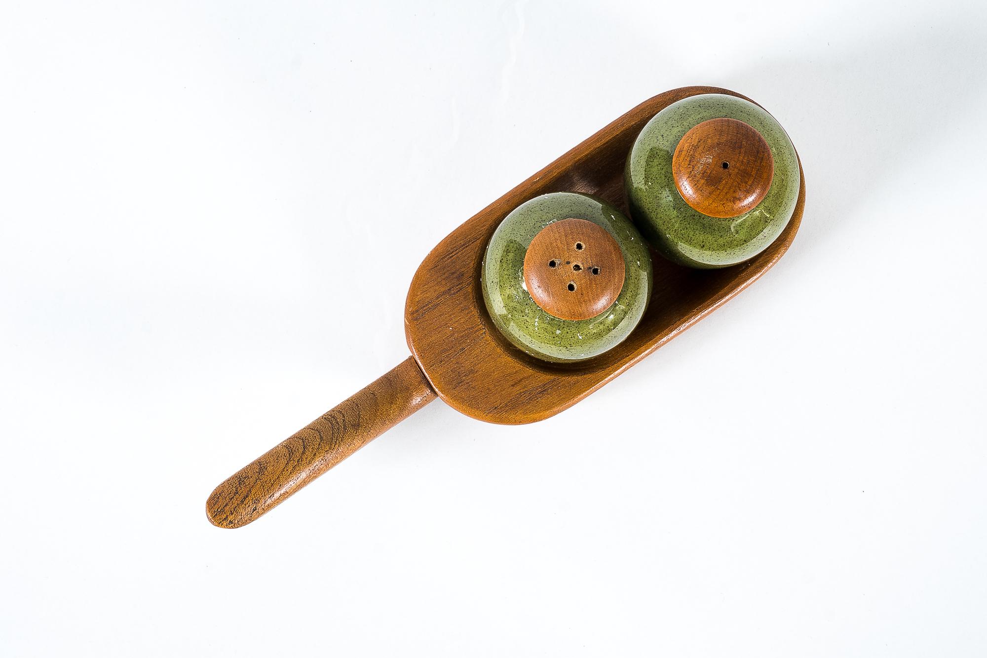 Salt and Pepper Shaker with Stand in Teakwood and Ceramic, Around 1960s For Sale 4