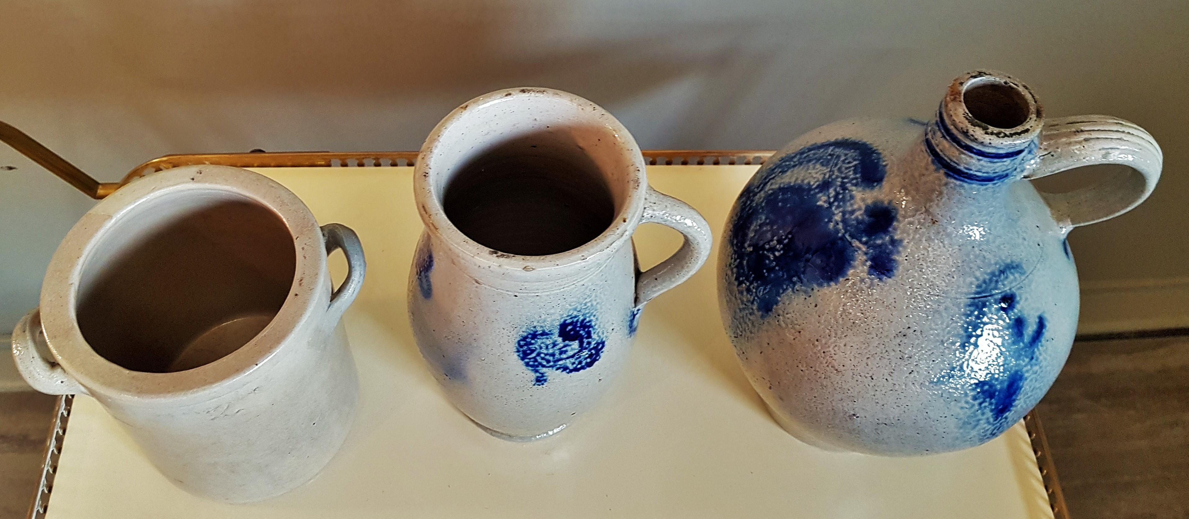Vasijas de cerámica de gres esmaltado con sal Siglo XIX Azul y Gris Rústico
