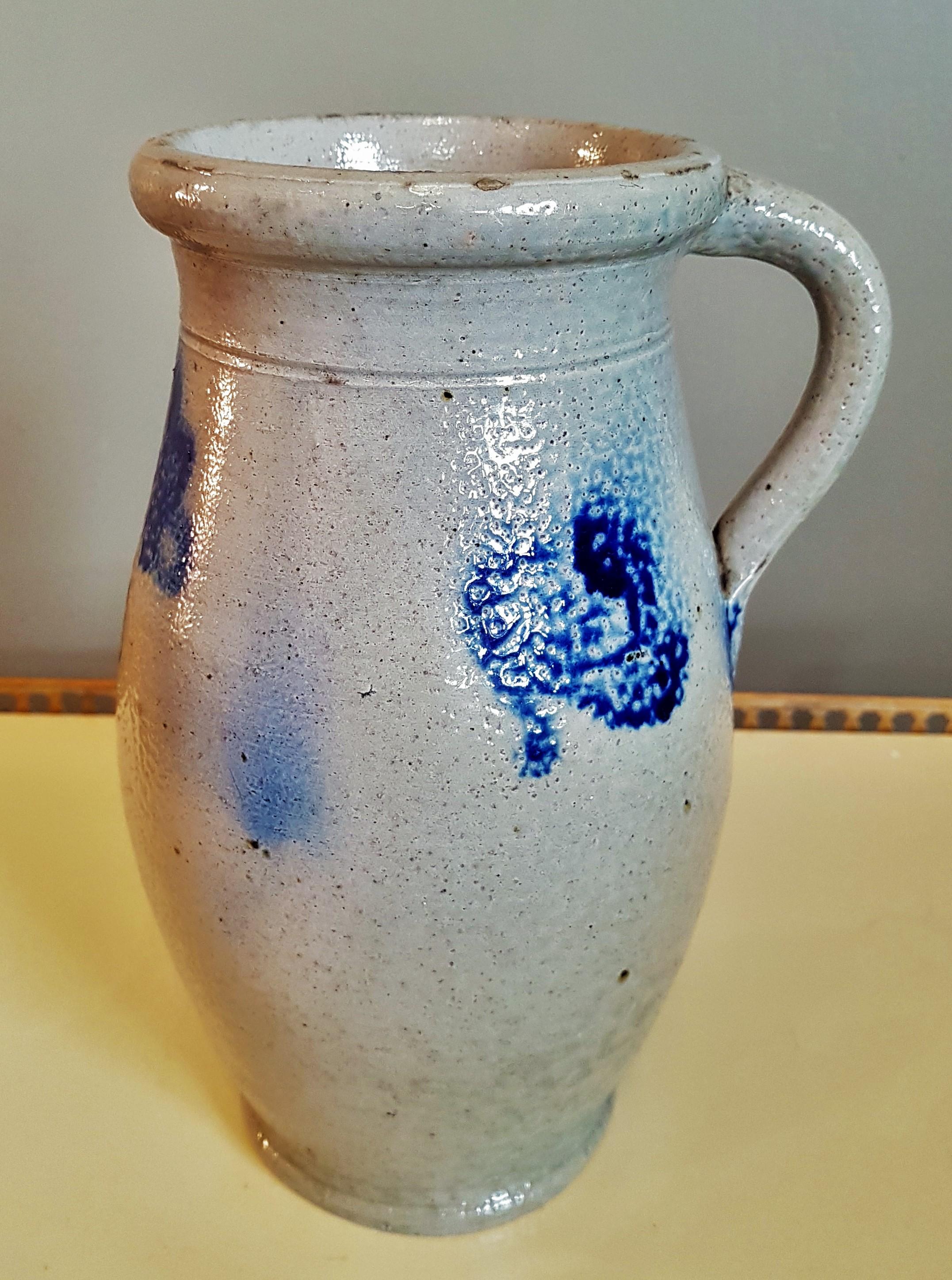 Vasijas de cerámica de gres esmaltado con sal Siglo XIX Azul y Gris Gres