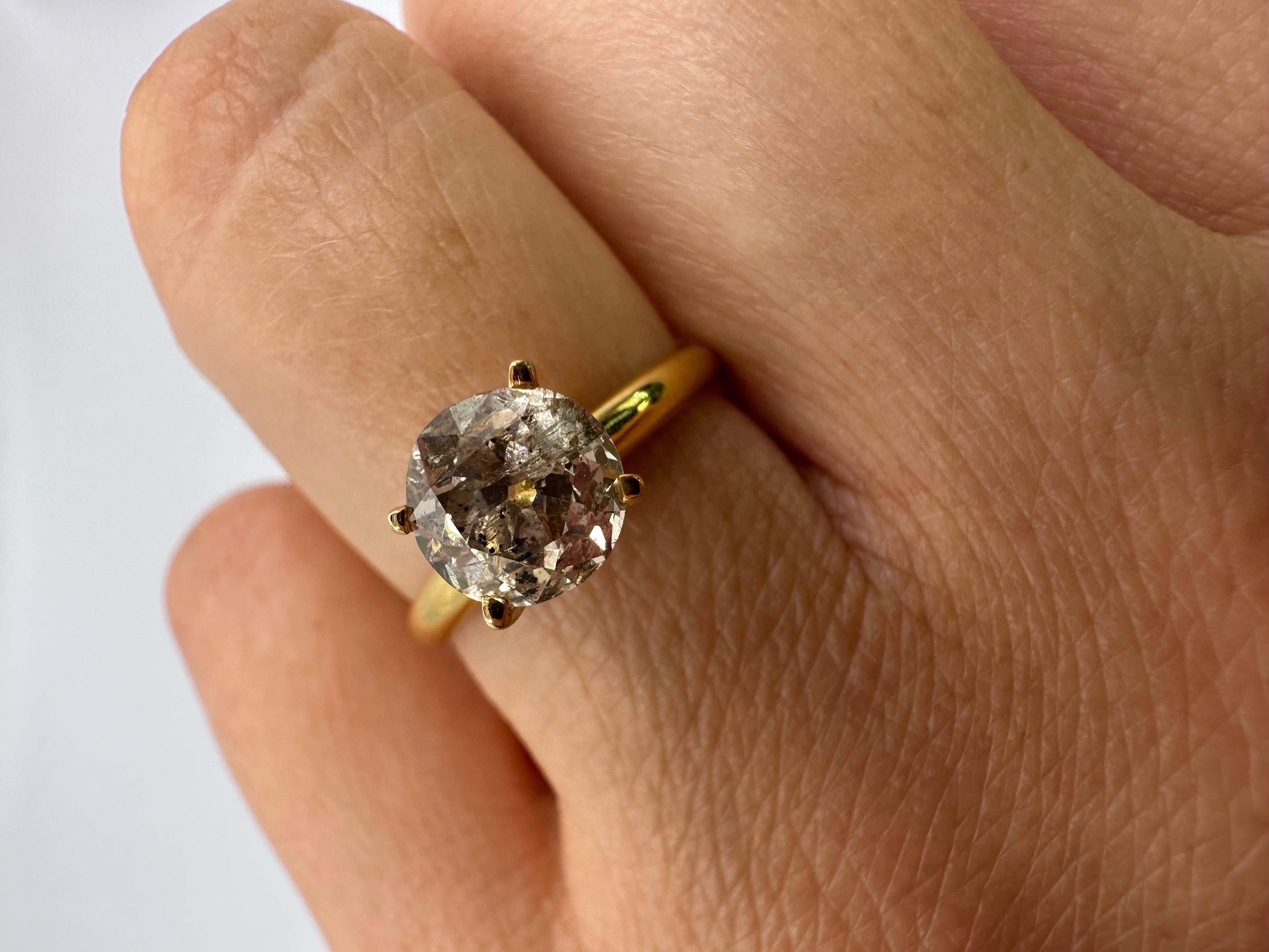 Salt Pepper Diamond ring 14KT gold Engagement ring  In New Condition For Sale In Boca Raton, FL
