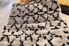 Salt + Pepper Indian Sari Silk + Recycled Wool Yarn Handmade Carpet, Odegard