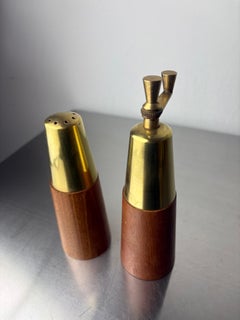 Salt Shaker and Pepper Mill in Rosewood and Brass, Italy, 1970's