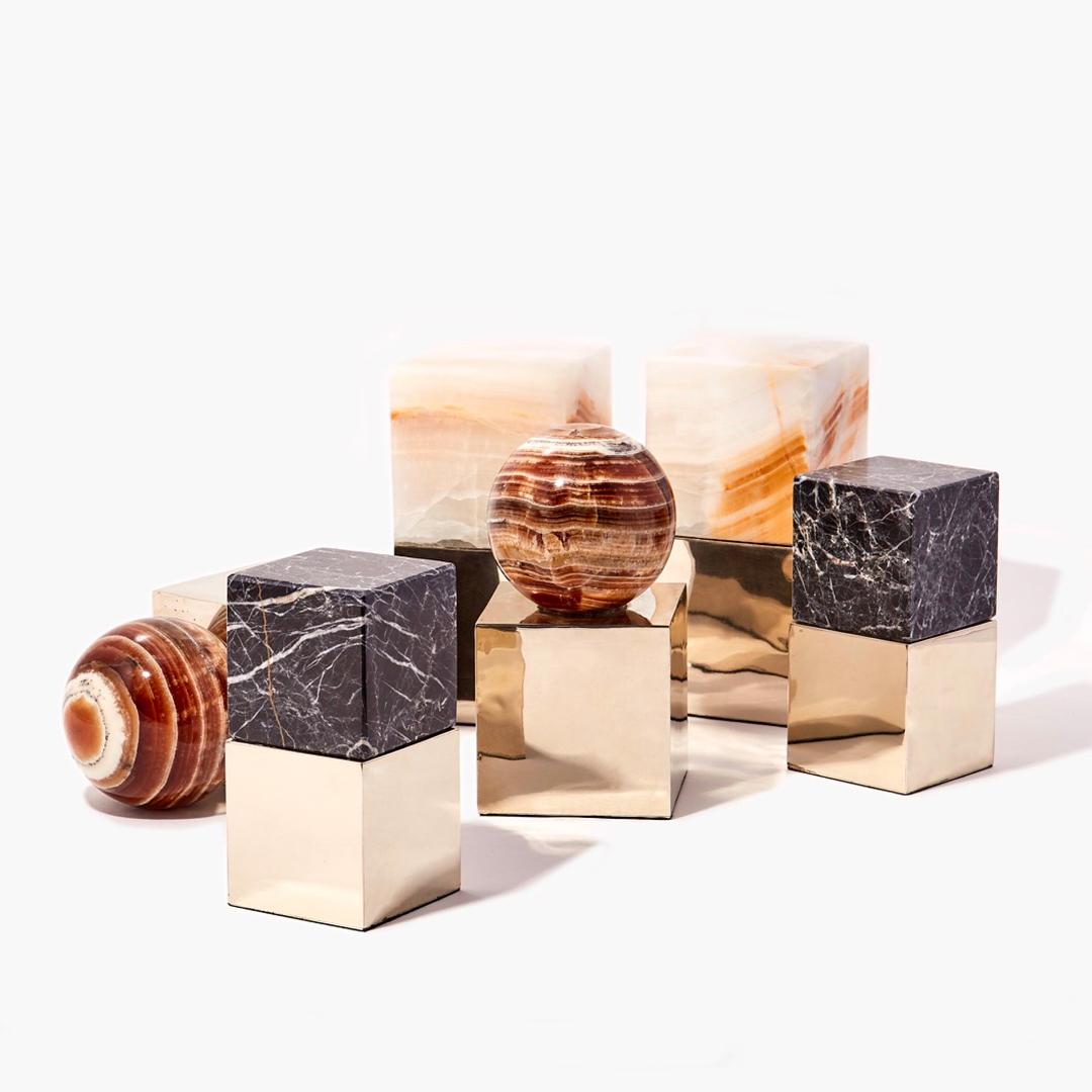 Salta  Bordeaux mittel  Onyx Stone Paar Buchstützen im Zustand „Neu“ im Angebot in Buenos Aires, AR