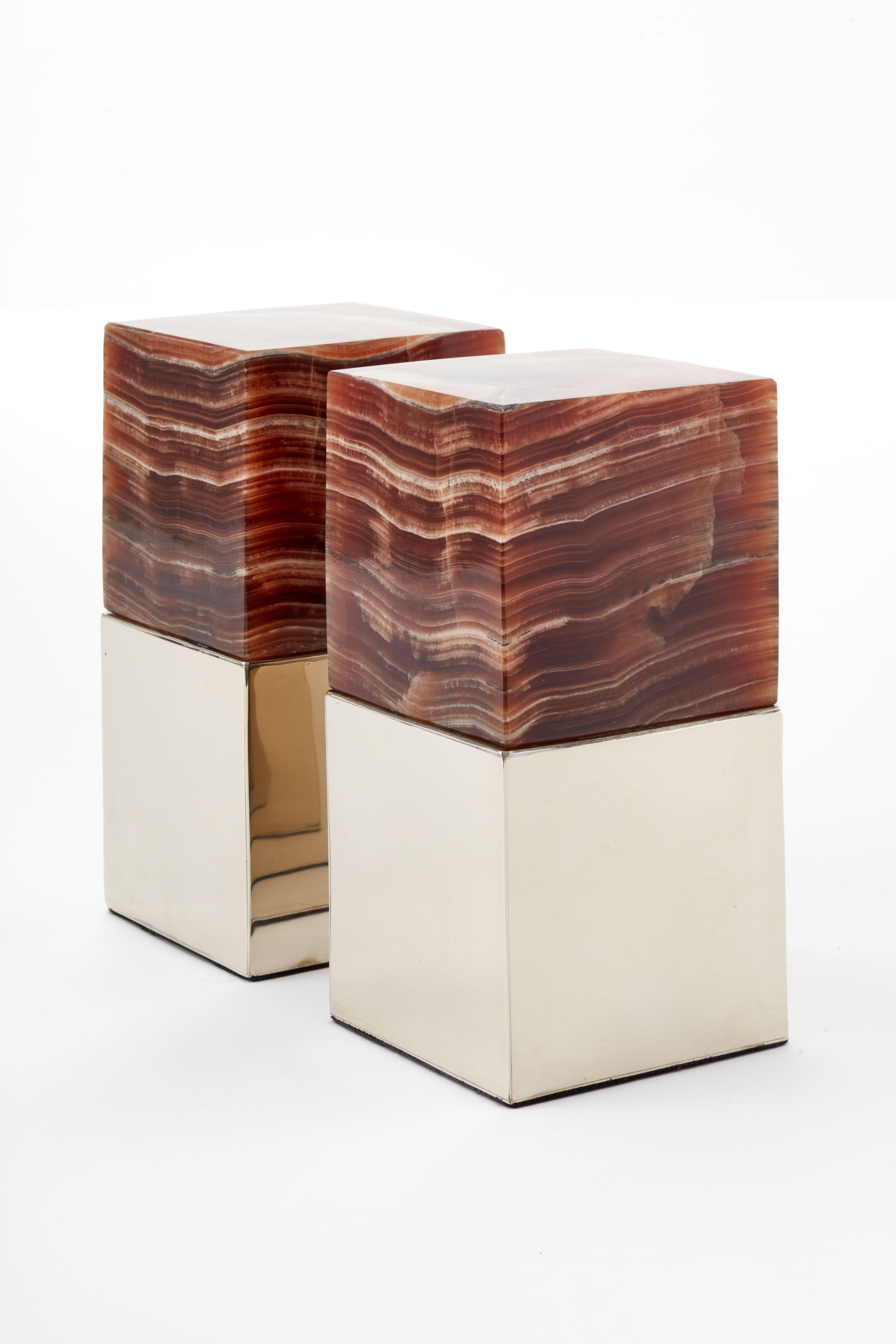 Argentine Salta Large Square Bordeaux  Onyx Stone Pair of Bookends For Sale