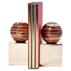 Salta Round Bordeaux Onyx Stone Pair of Bookends