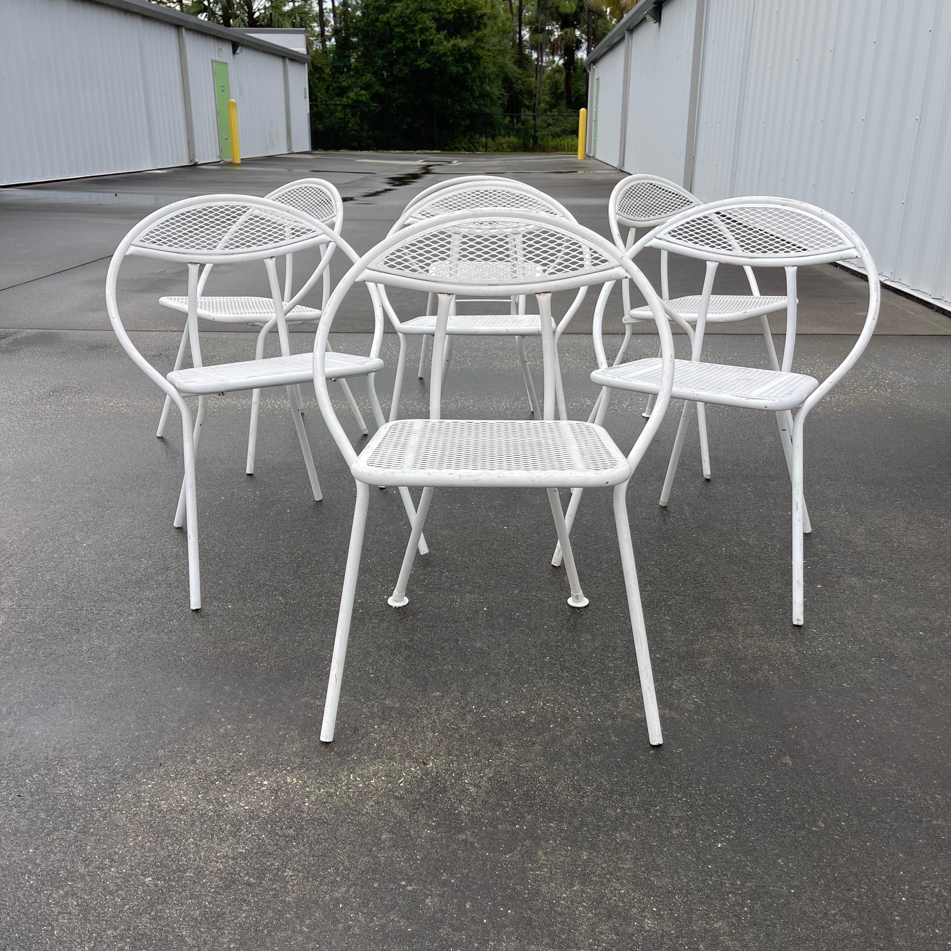 Salterini for Rid Jid Loop Hoop Back Folding Metal Patio Chairs, Set of 7 In Fair Condition In Jensen Beach, FL