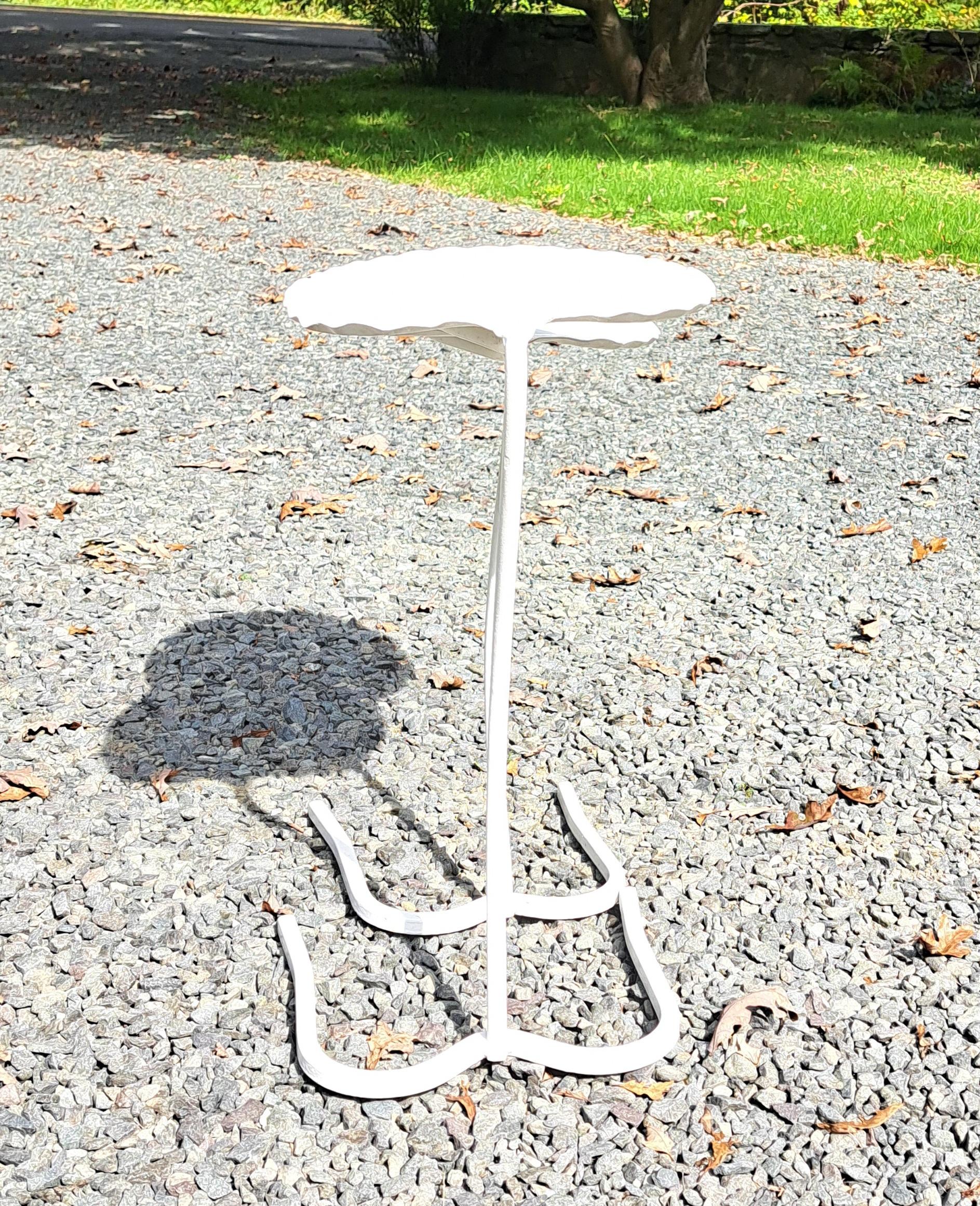 20th Century Salterini Lilly Pad Nesting Tables For Sale