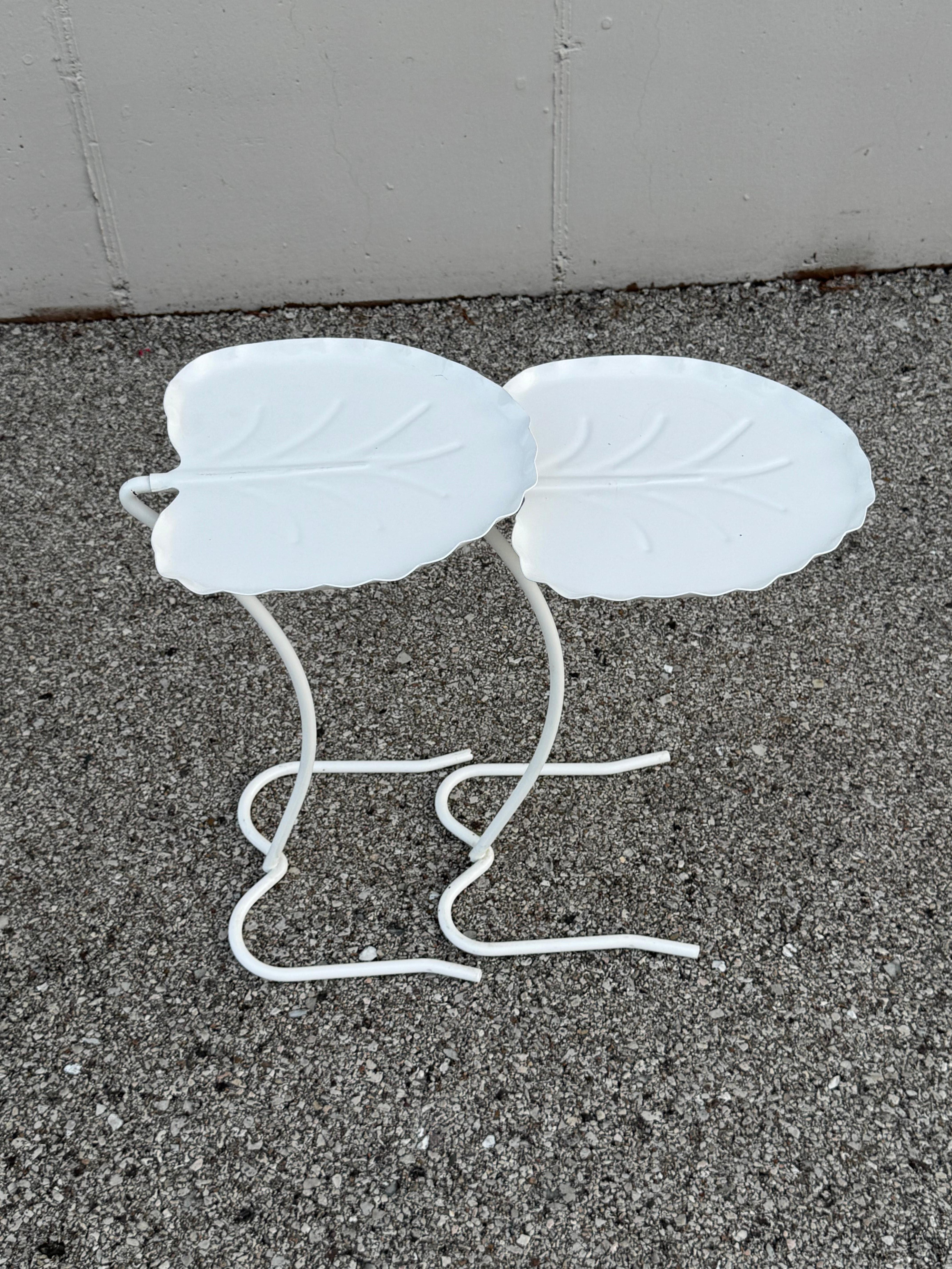 Salterini Mid-Century Modern Pair of Lily Pad Leaf Side End Nesting Tables White For Sale 3