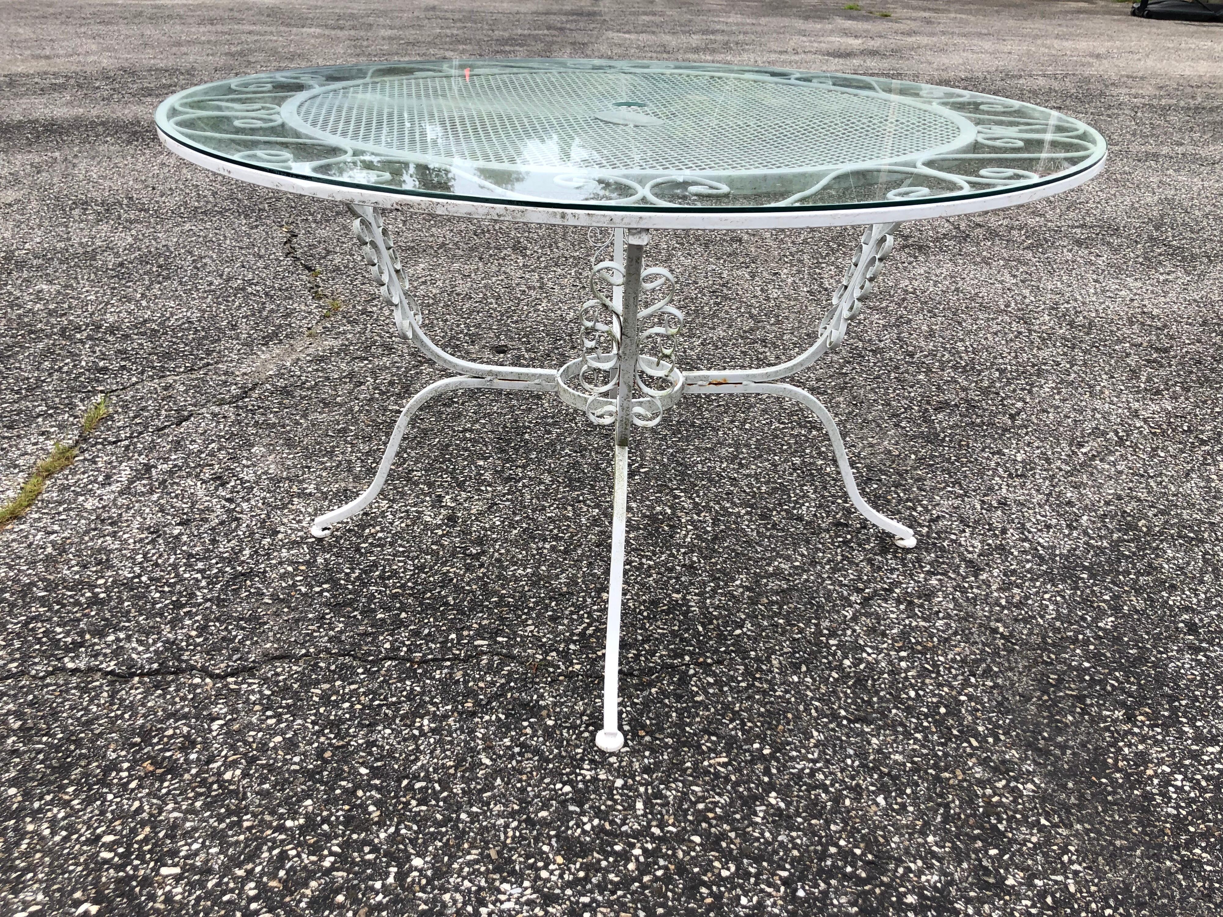 Salterini Style White Iron Peacock Patio Set 5