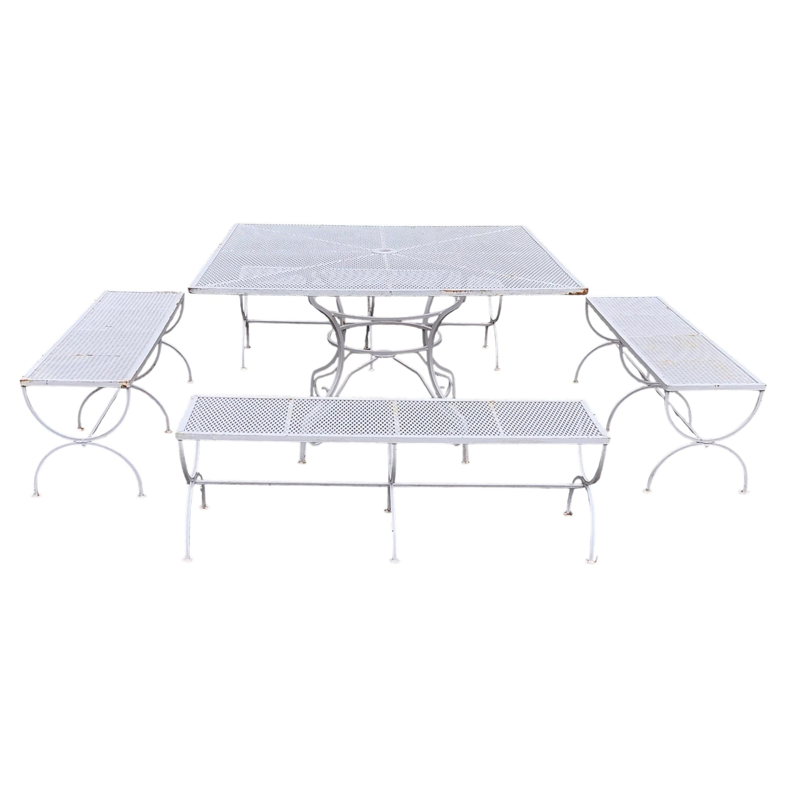 Conjunto de jardín Salterini: mesa y 4 bancos, muebles de jardín de hierro para exterior