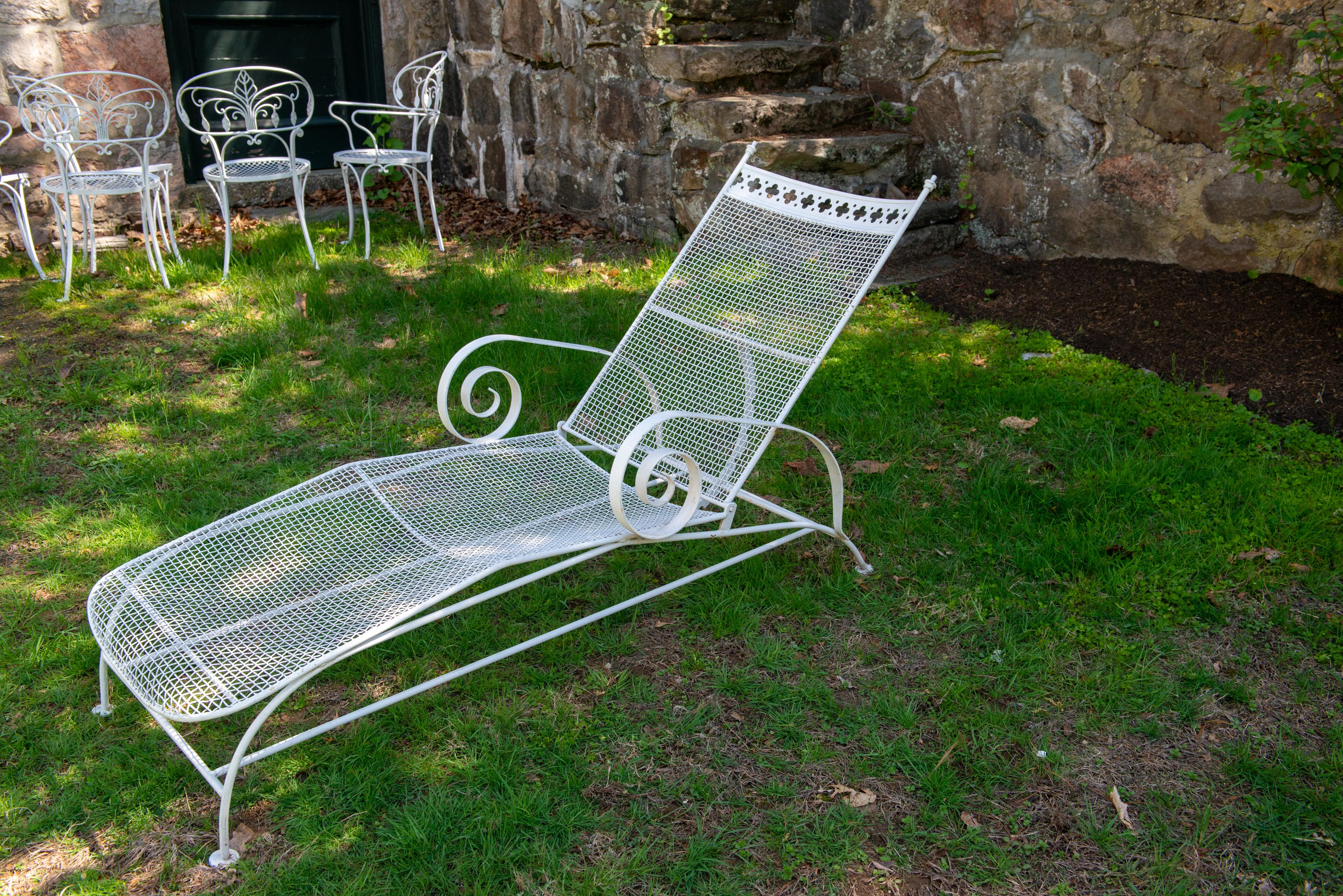 Salterini Taj Mahal Chaise Lounge in ferro battuto in vendita 6