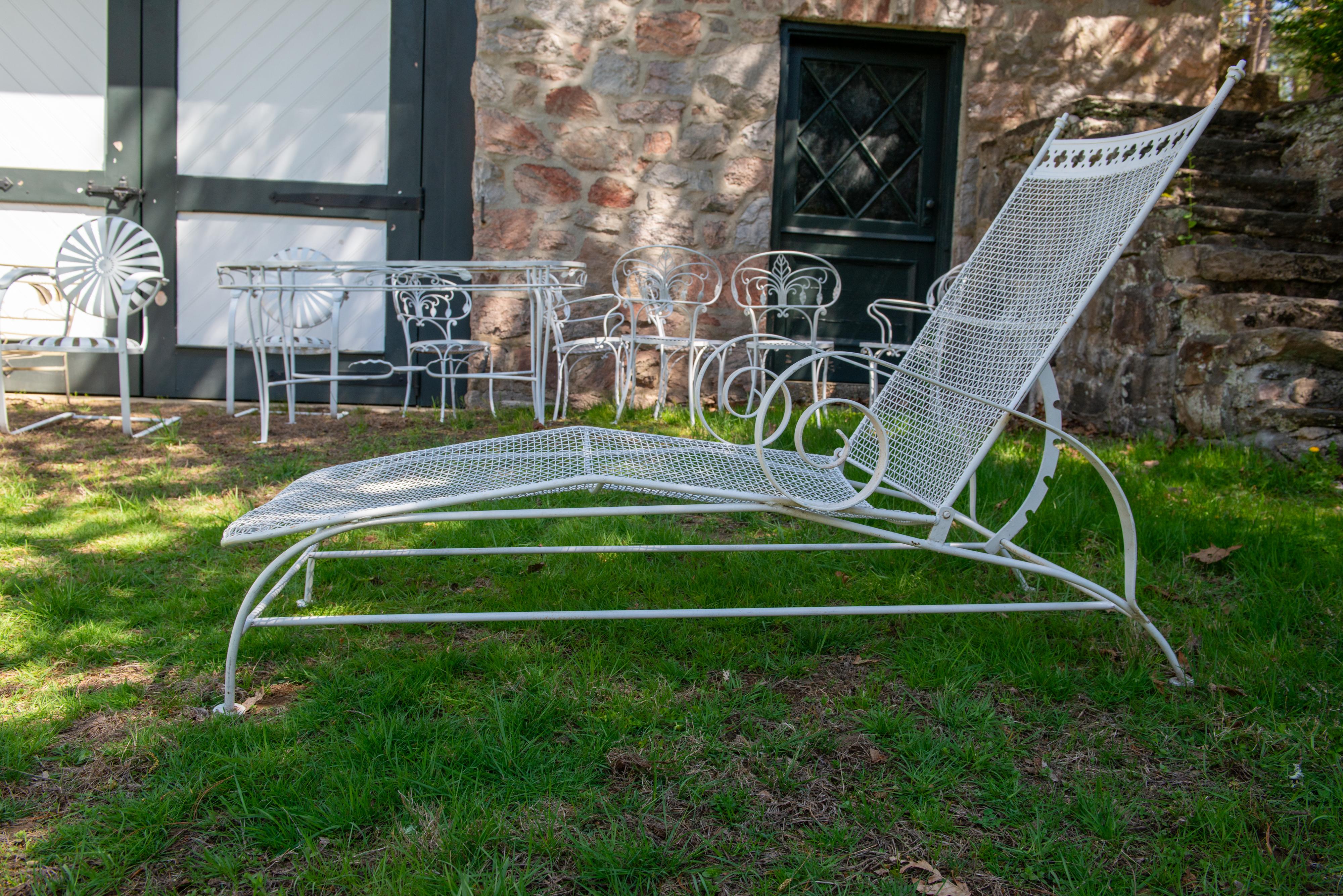 Americano Salterini Taj Mahal Chaise Lounge in ferro battuto in vendita