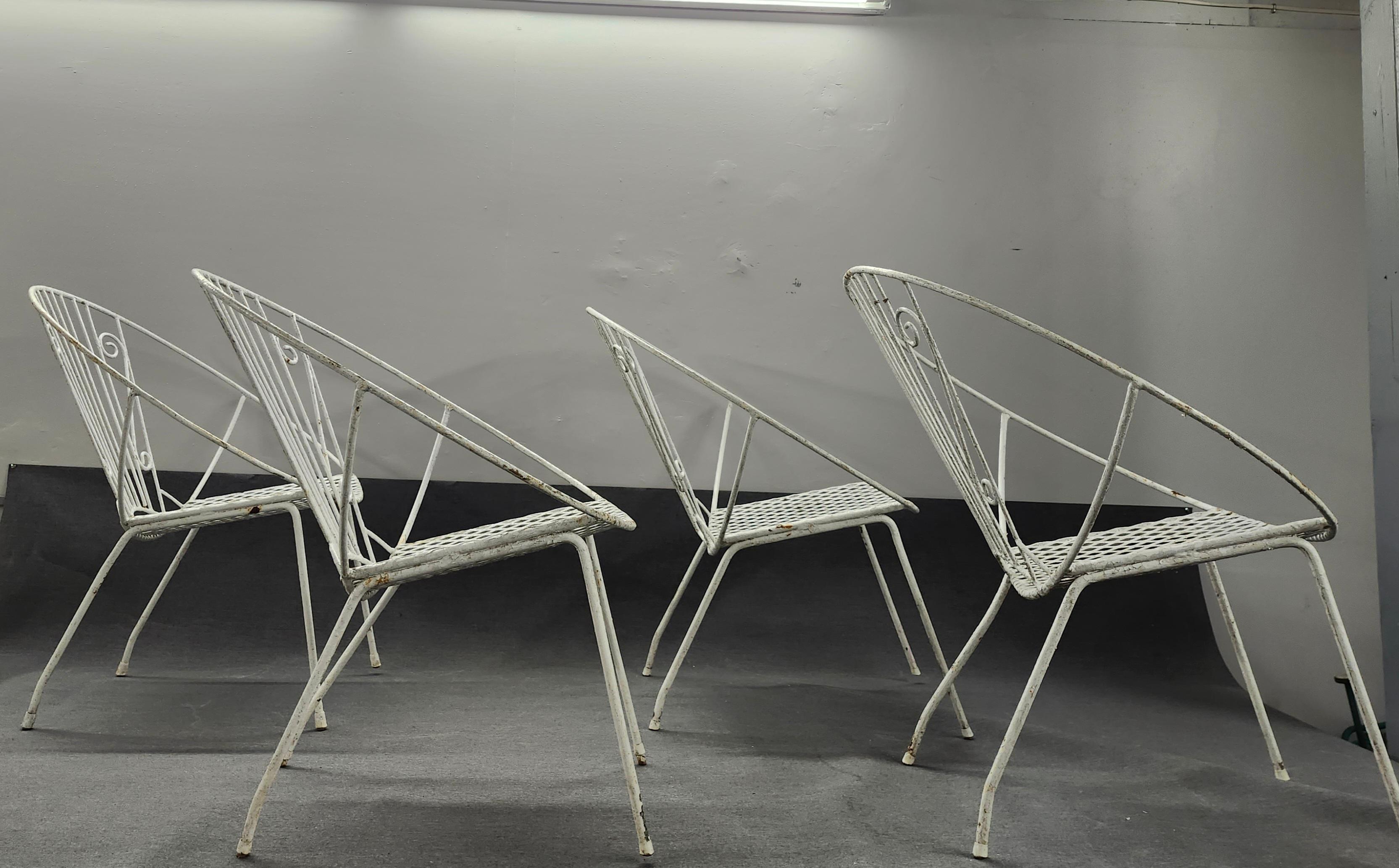 Salterini Tempestini ensemble de 4 chaises Radar en fer forgé vintage  Bon état - En vente à Cumberland, RI