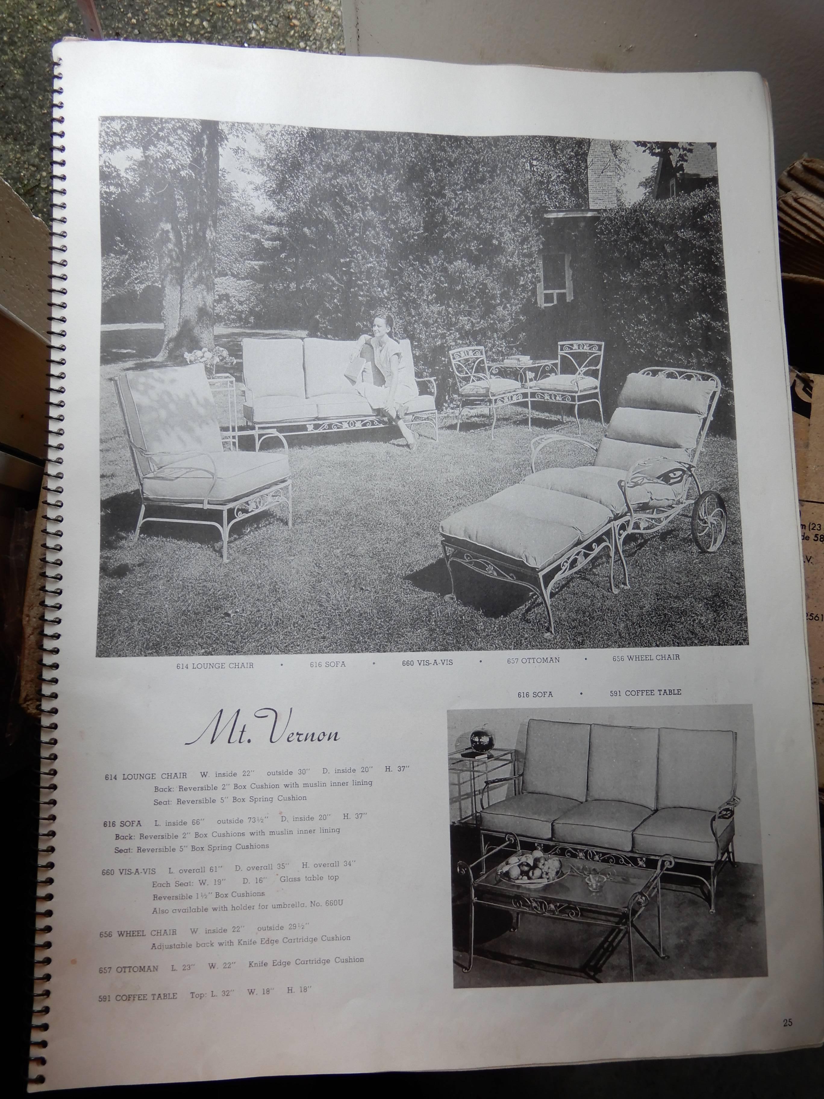 Salterini Vintage Two-Piece Chaise Lounge Mt Vernon Pattern In Good Condition In Long Island, NY