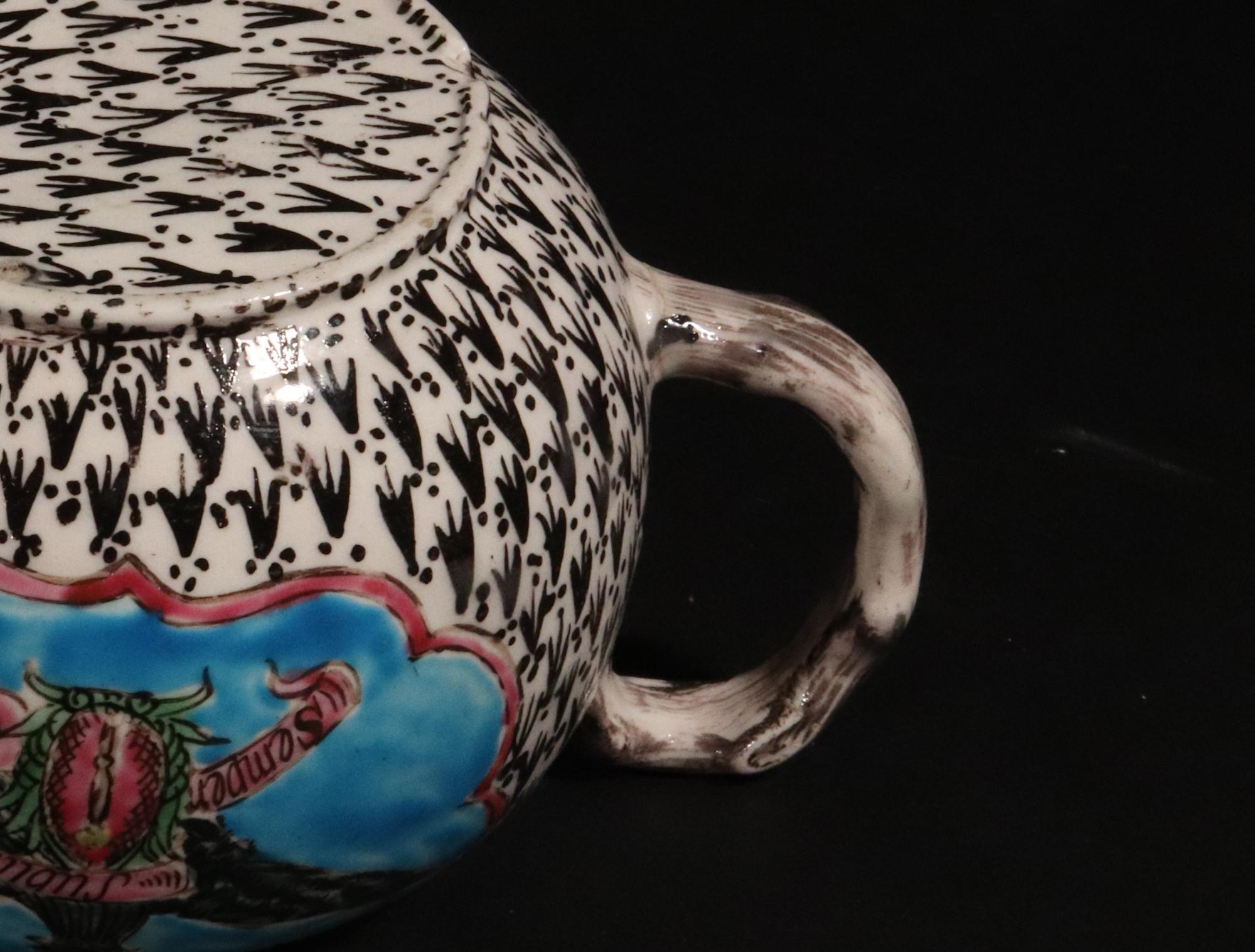 Tetera de esmalte salino con retrato de Federico el Grande de Prusia y el Prusiano en venta 6