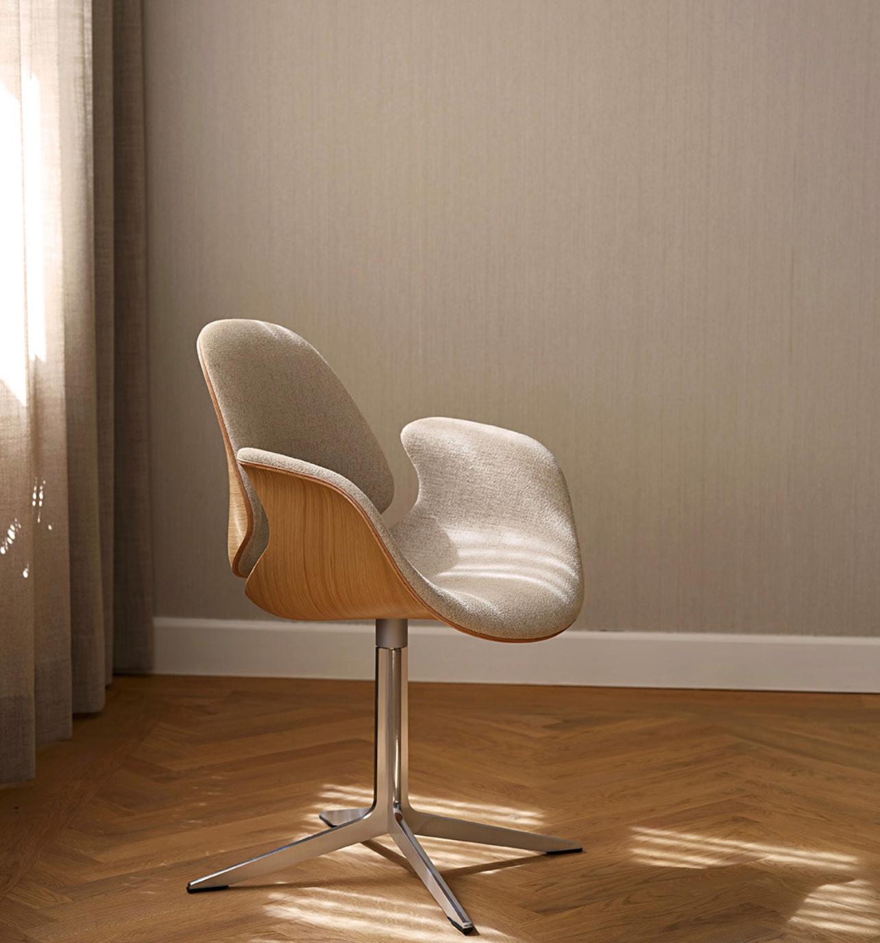 Salto and Sigsgaard Council Chair Wood:Oak Upholstery: Black For One Collection For Sale 7