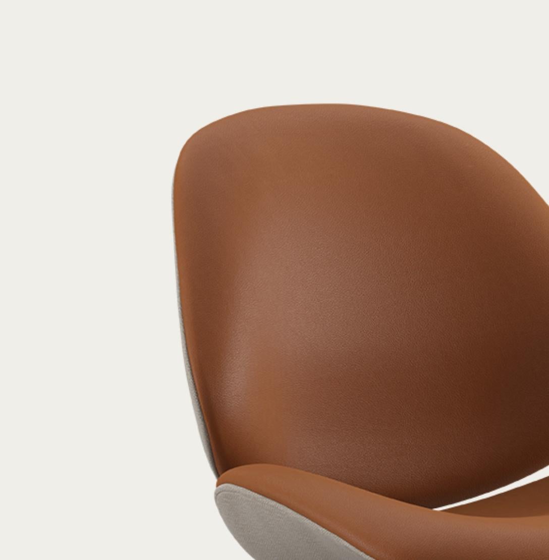 Salto and Sigsgaard Council Family Lounge Chair, Pedestral For One Collection For Sale 3
